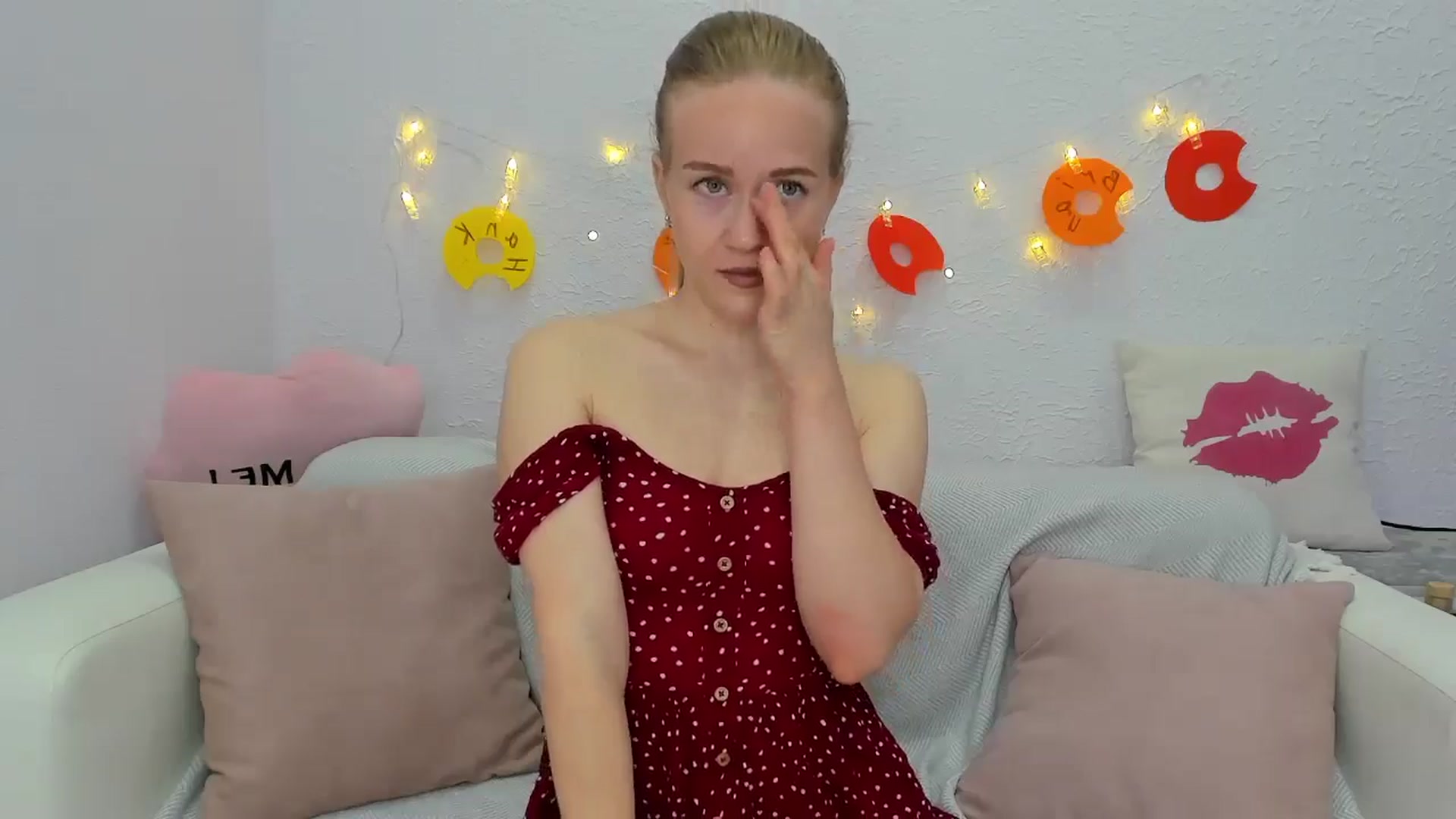 Gallery image thumbnail from Angel_Kristy's myfreecams stream on, 06/10/2024, 01:47 image 17 of 20