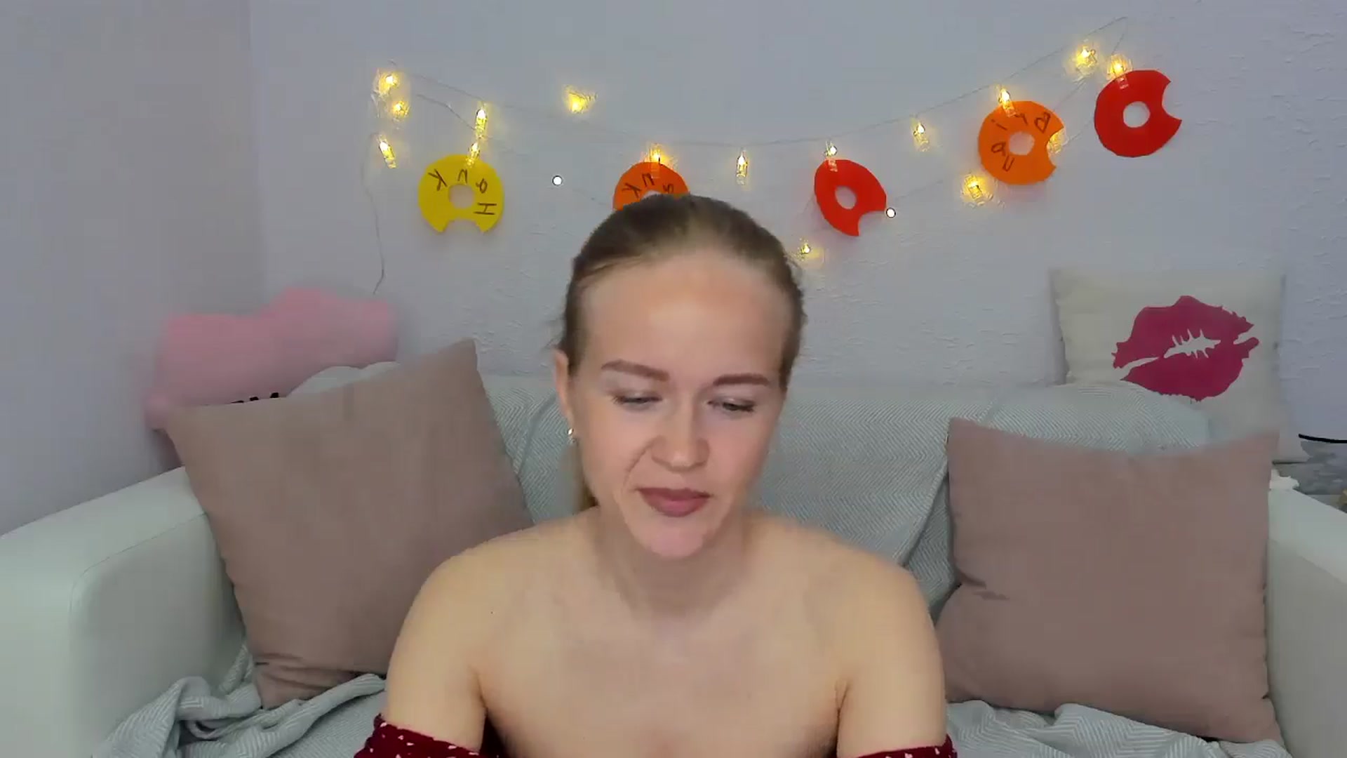 Gallery image thumbnail from Angel_Kristy's myfreecams stream on, 06/10/2024, 03:20 image 17 of 20