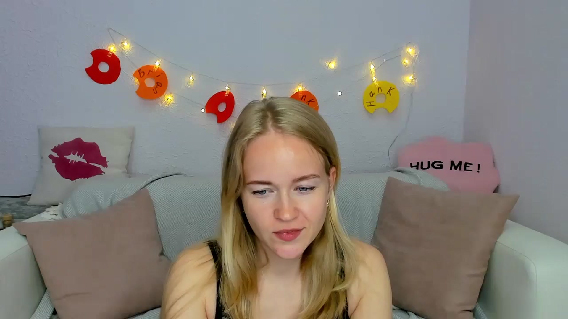 Gallery image thumbnail from Angel_Kristy's myfreecams stream on, 06/11/2024, 04:54 image 13 of 20