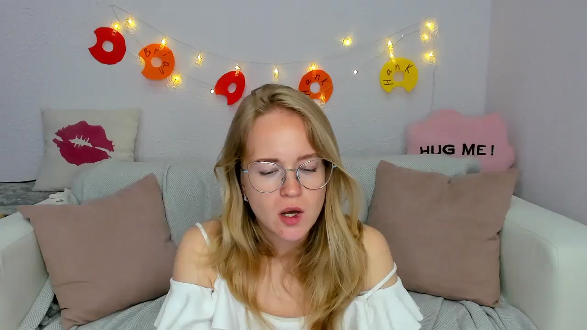 Gallery image thumbnail from Angel_Kristy's myfreecams stream on, 06/11/2024, 06:50 image 7 of 20