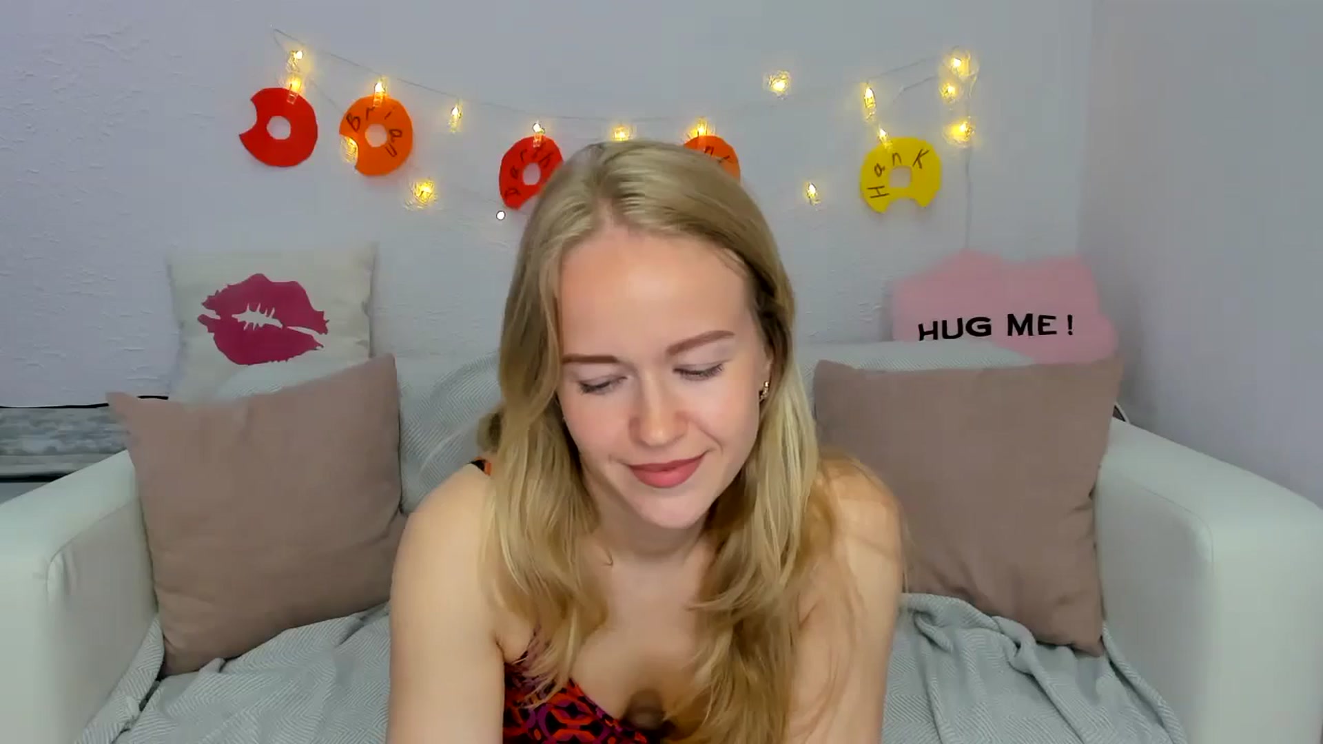 Gallery image thumbnail from Angel_Kristy's myfreecams stream on, 06/14/2024, 02:49 image 17 of 20