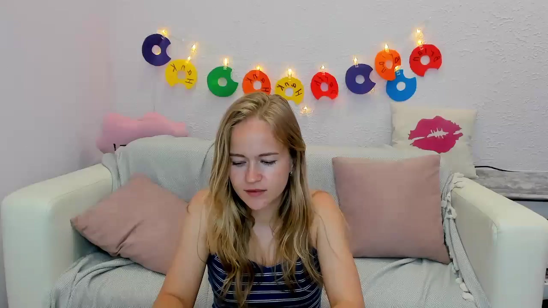 Gallery image thumbnail from Angel_Kristy's myfreecams stream on, 06/20/2024, 06:46 image 9 of 20