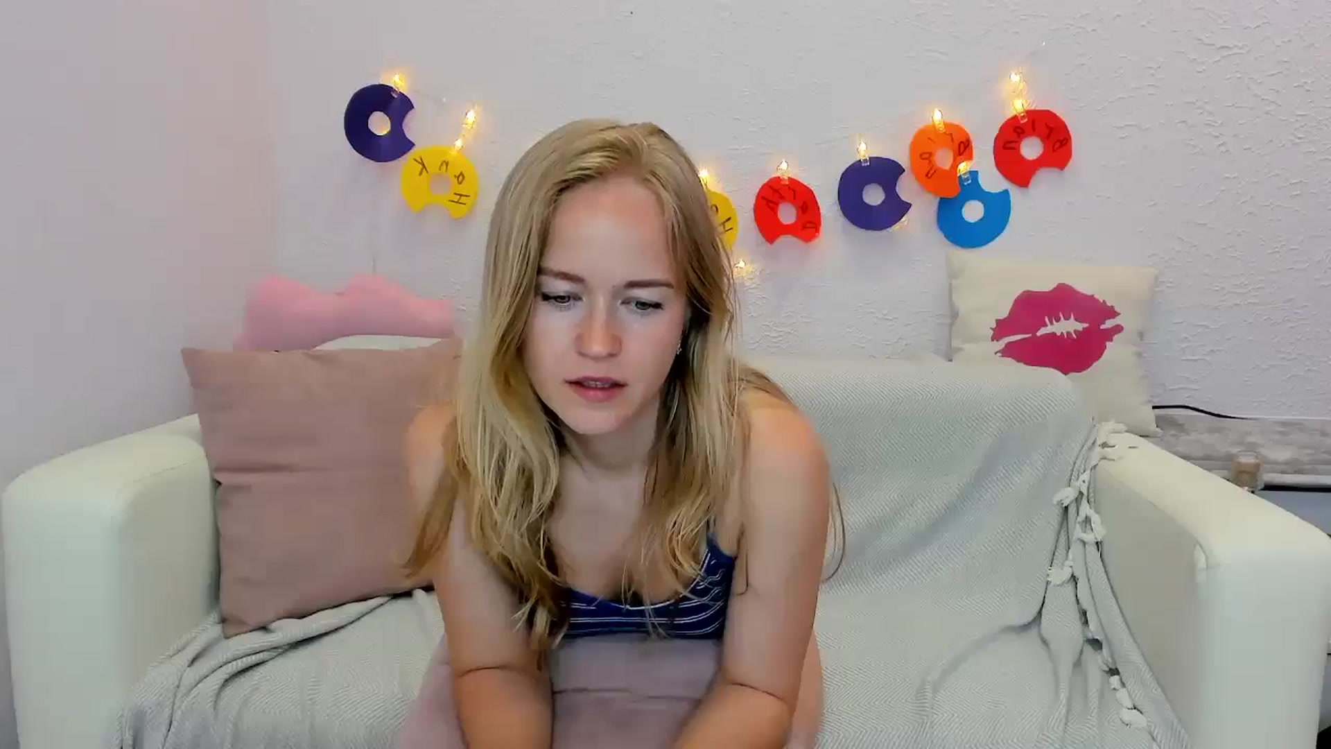 Gallery image thumbnail from Angel_Kristy's myfreecams stream on, 06/20/2024, 06:46 image 15 of 20
