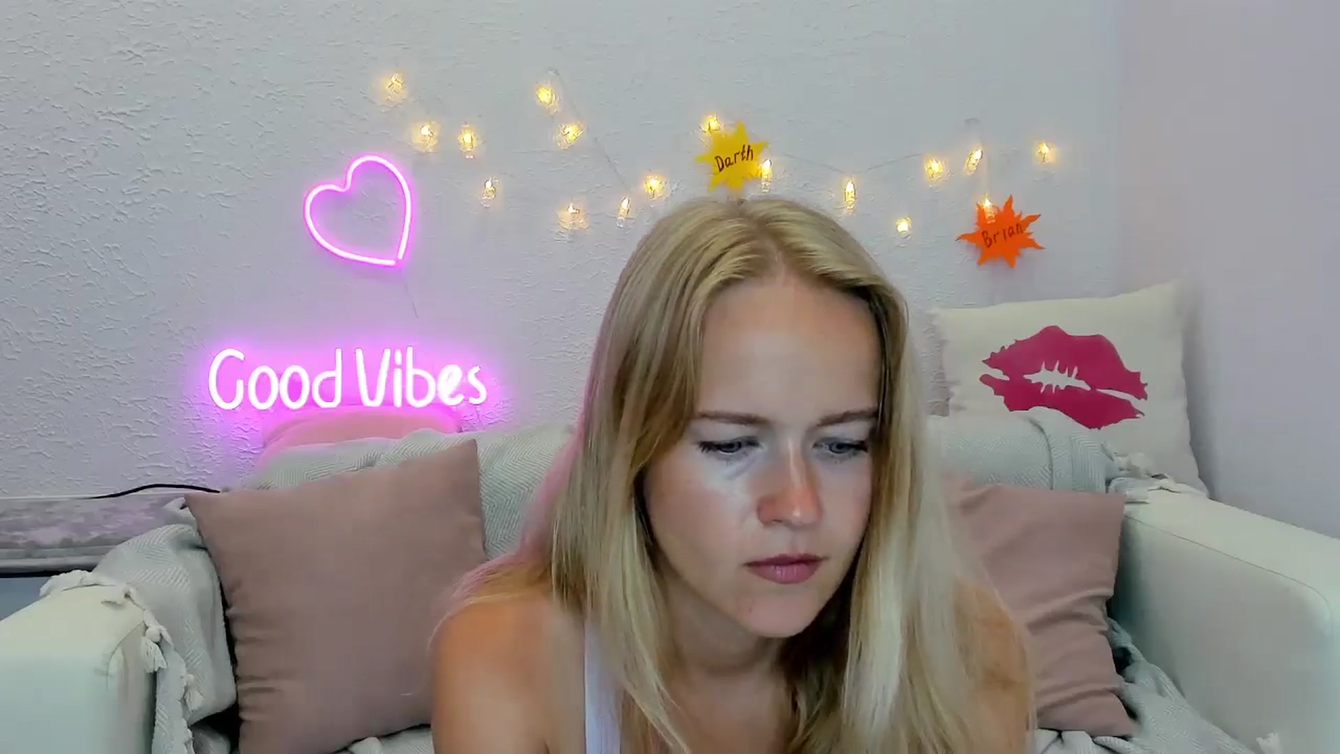Gallery image thumbnail from Angel_Kristy's myfreecams stream on, 07/03/2024, 06:27 image 15 of 20