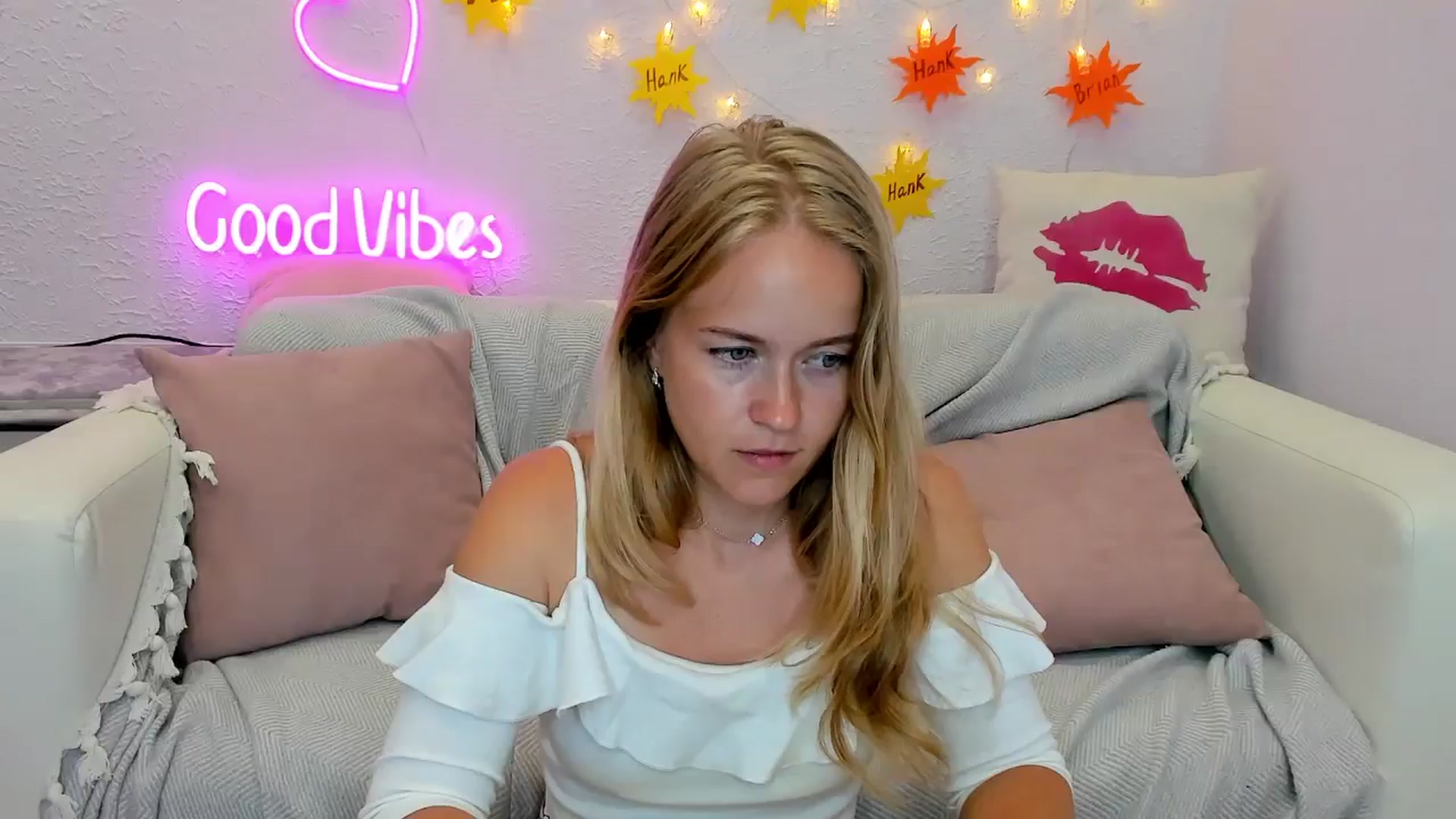 Gallery image thumbnail from Angel_Kristy's myfreecams stream on, 07/04/2024, 05:41 image 15 of 20