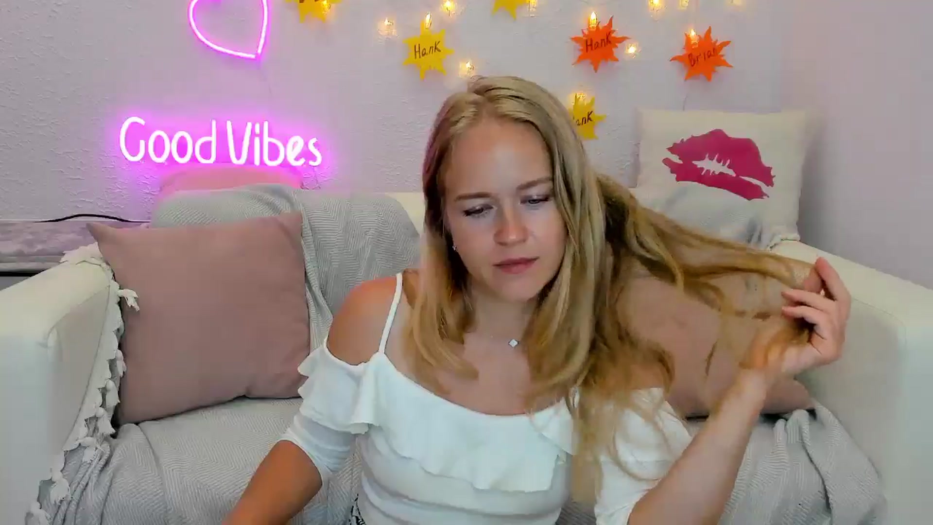 Gallery image thumbnail from Angel_Kristy's myfreecams stream on, 07/04/2024, 05:41 image 12 of 20