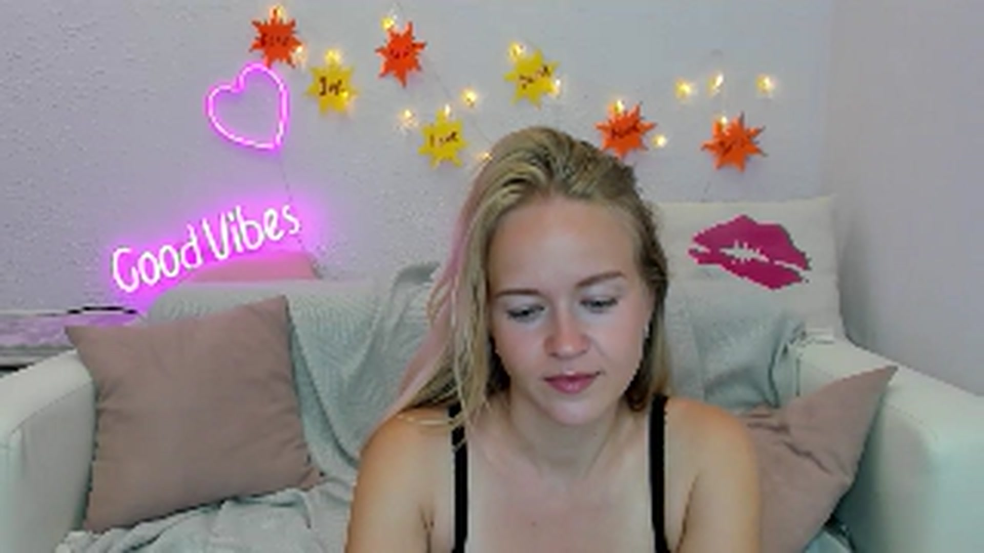 Gallery image thumbnail from Angel_Kristy's myfreecams stream on, 07/09/2024, 02:20 image 6 of 20