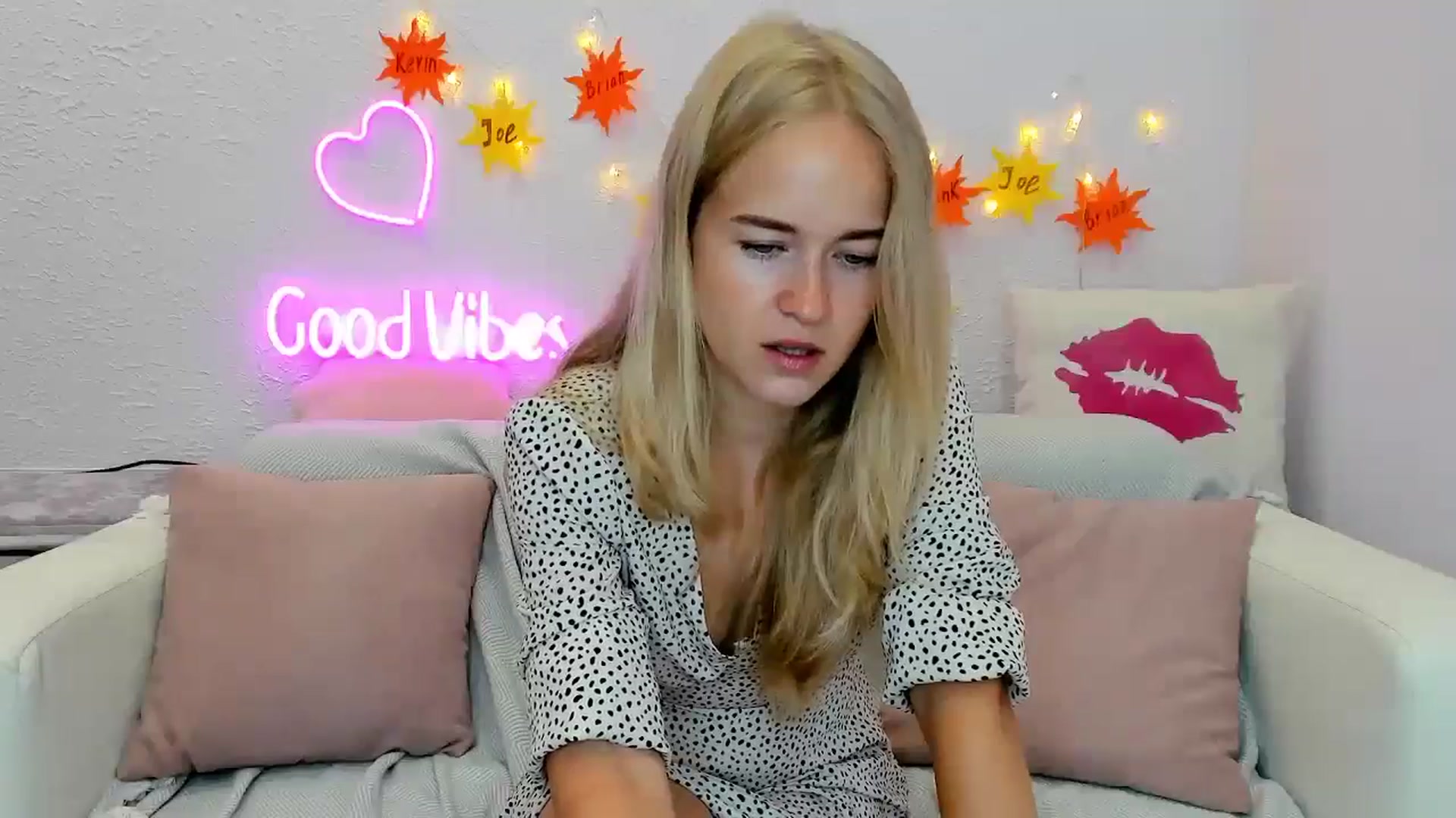 Gallery image thumbnail from Angel_Kristy's myfreecams stream on, 07/12/2024, 01:53 image 15 of 20