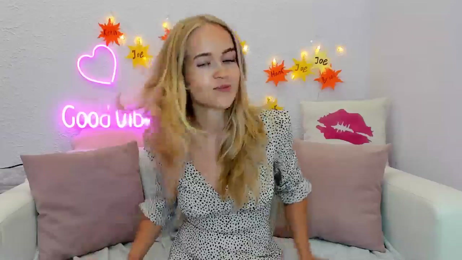 Gallery image thumbnail from Angel_Kristy's myfreecams stream on, 07/12/2024, 06:53 image 17 of 20