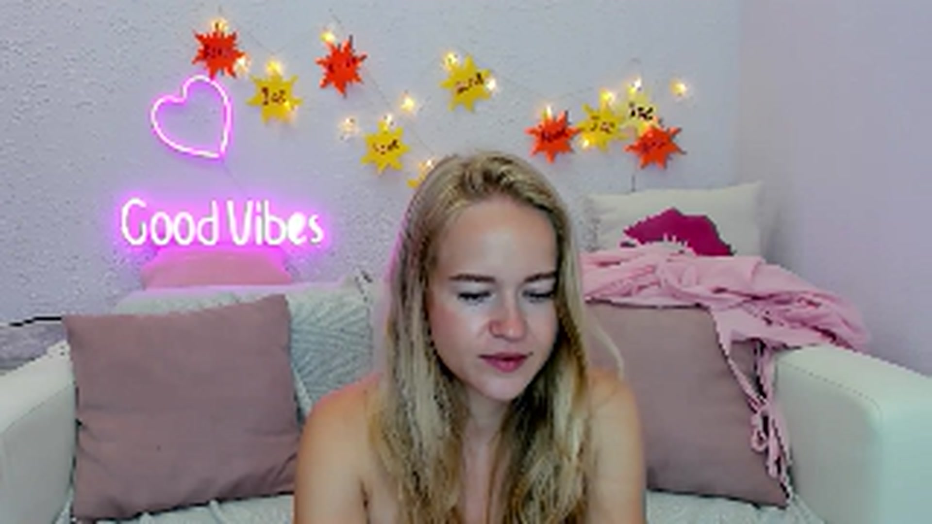 Gallery image thumbnail from Angel_Kristy's myfreecams stream on, 07/13/2024, 01:46 image 13 of 20