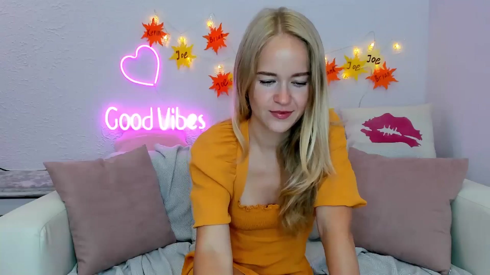 Gallery image thumbnail from Angel_Kristy's myfreecams stream on, 07/14/2024, 01:55 image 7 of 20