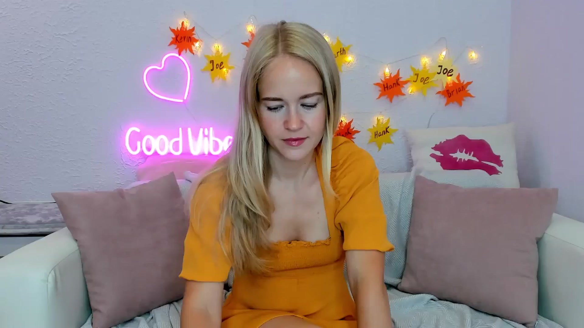 Gallery image thumbnail from Angel_Kristy's myfreecams stream on, 07/14/2024, 01:55 image 1 of 20
