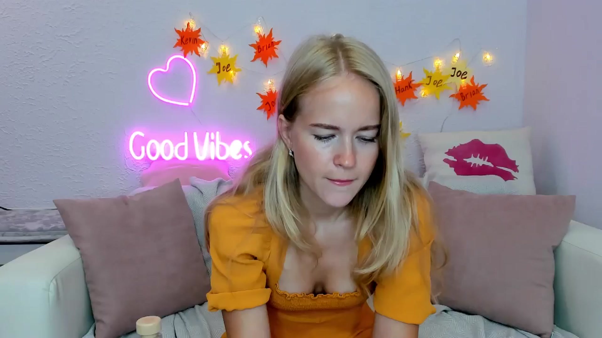 Gallery image thumbnail from Angel_Kristy's myfreecams stream on, 07/14/2024, 01:55 image 20 of 20
