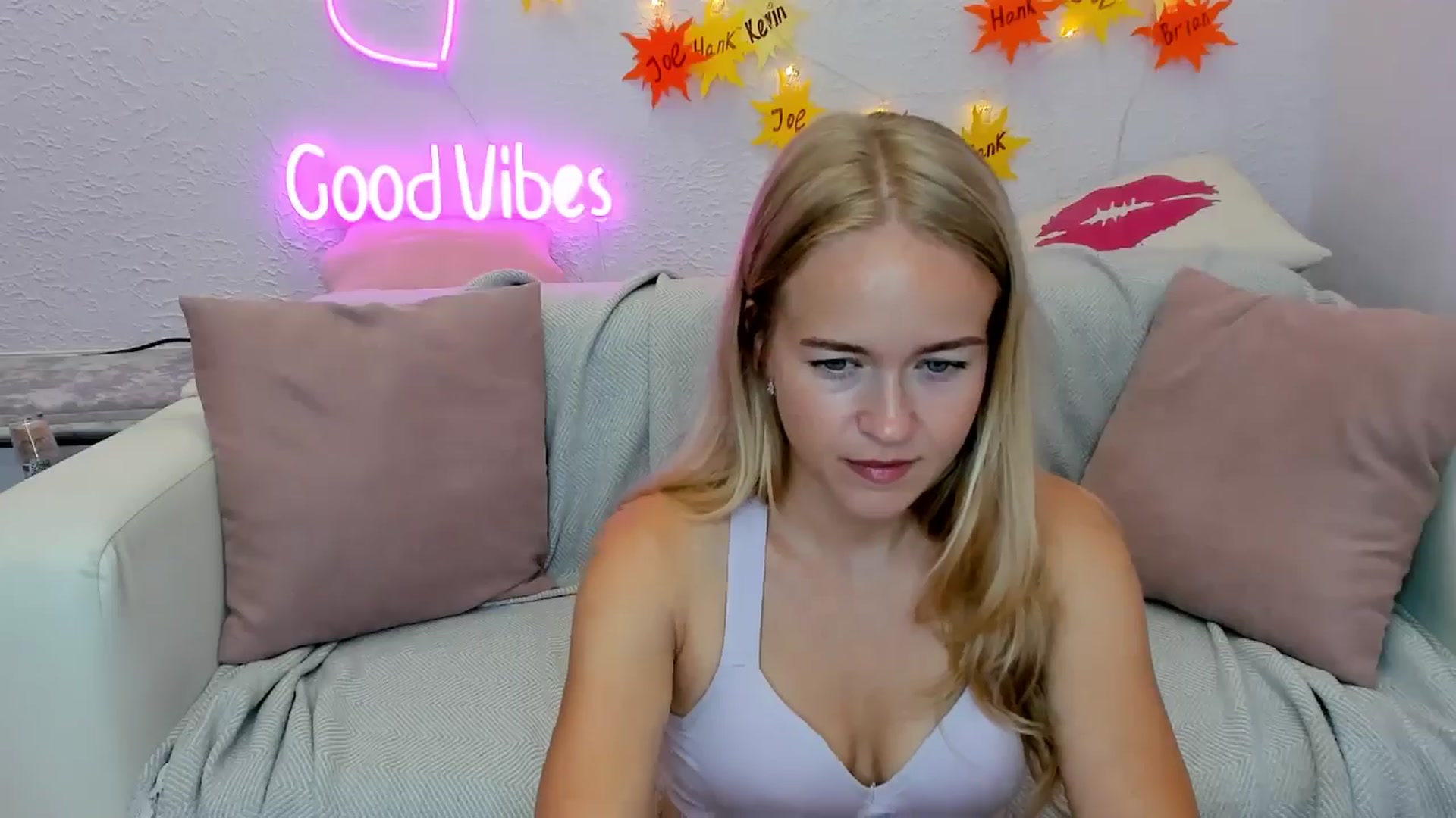 Gallery image thumbnail from Angel_Kristy's myfreecams stream on, 07/17/2024, 02:30 image 20 of 20