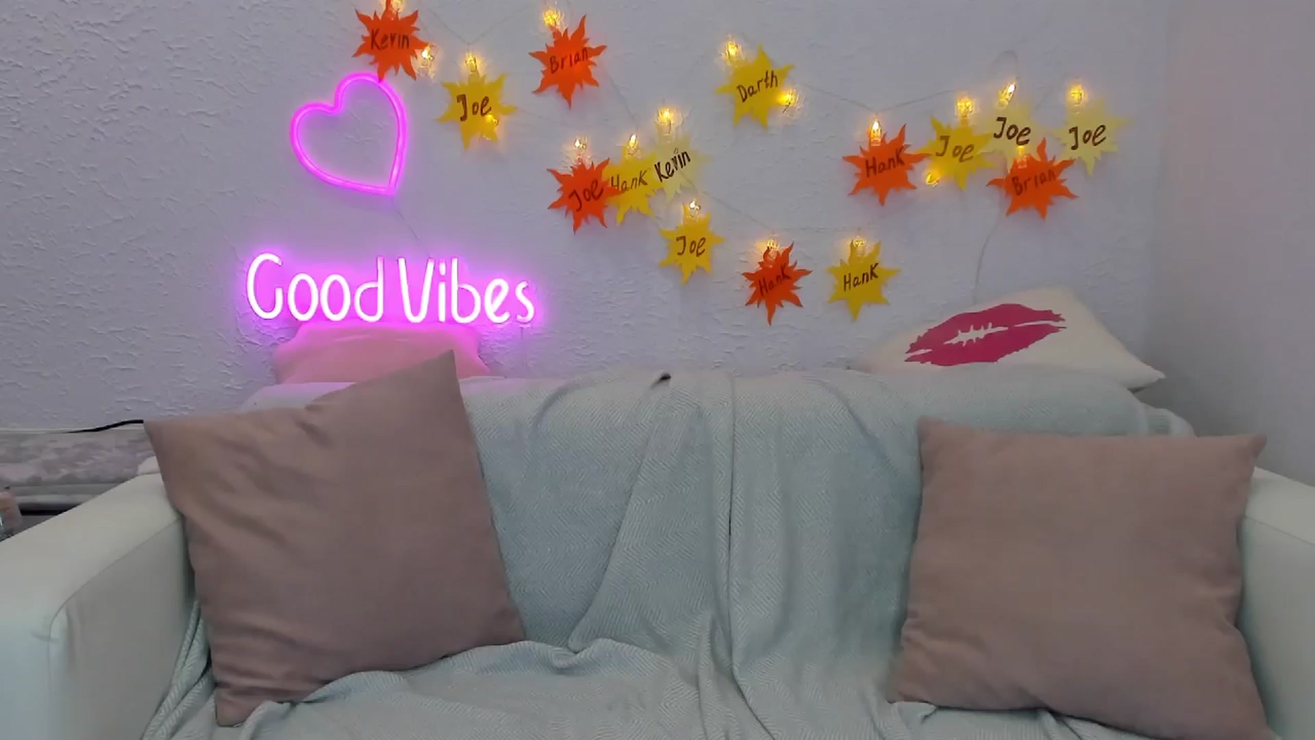 Gallery image thumbnail from Angel_Kristy's myfreecams stream on, 07/17/2024, 04:13 image 9 of 20