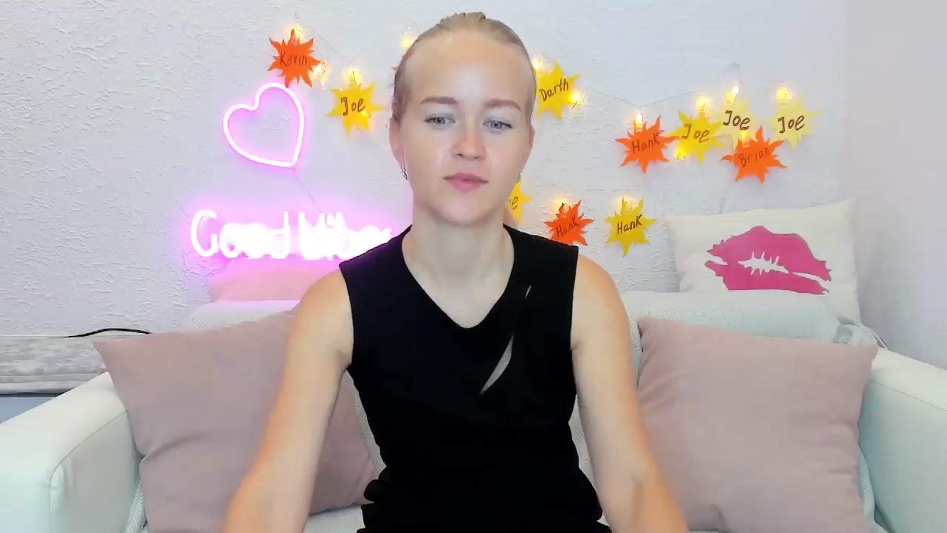 Gallery image thumbnail from Angel_Kristy's myfreecams stream on, 07/18/2024, 02:35 image 10 of 20