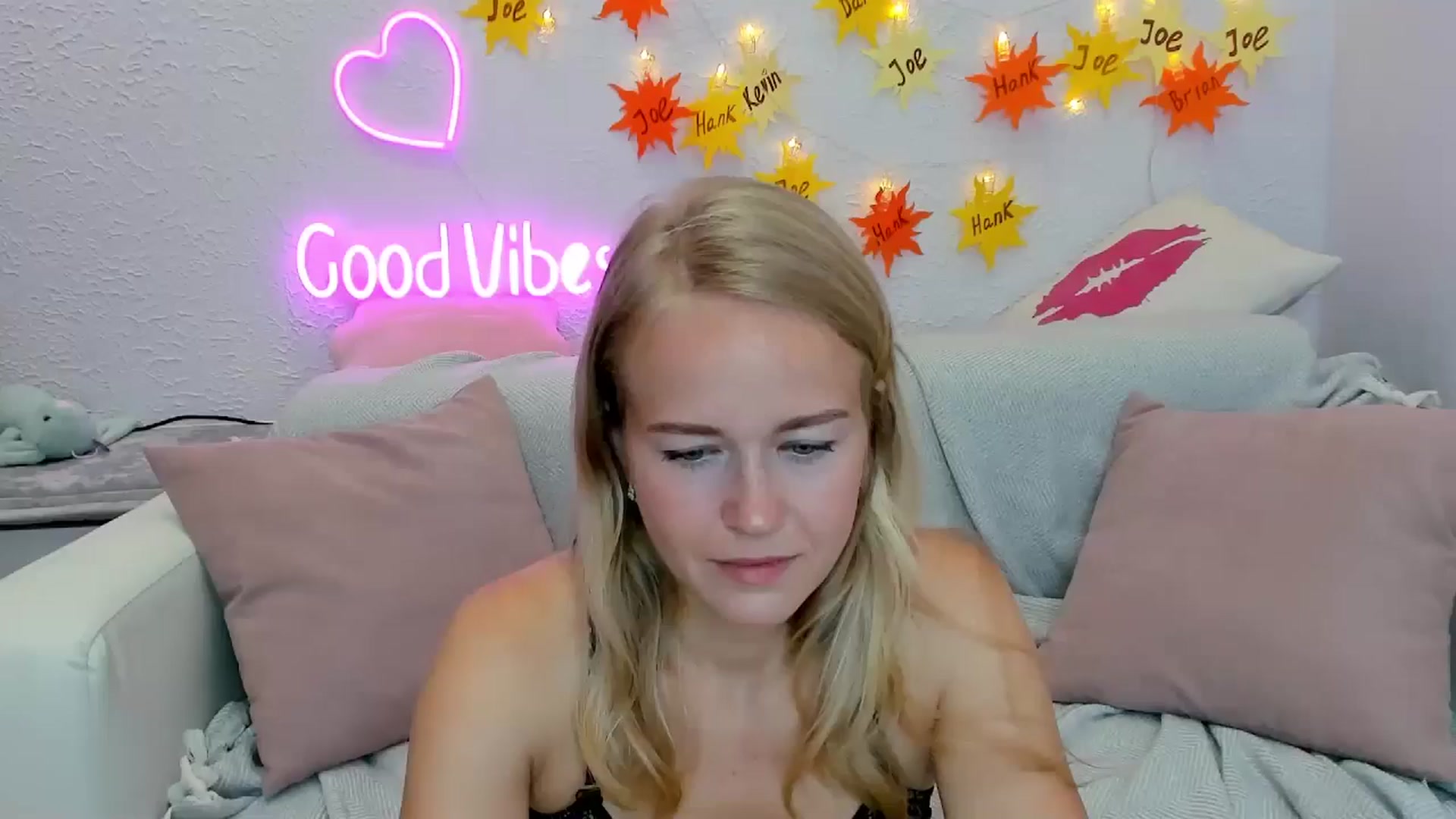 Gallery image thumbnail from Angel_Kristy's myfreecams stream on, 07/23/2024, 02:46 image 17 of 20