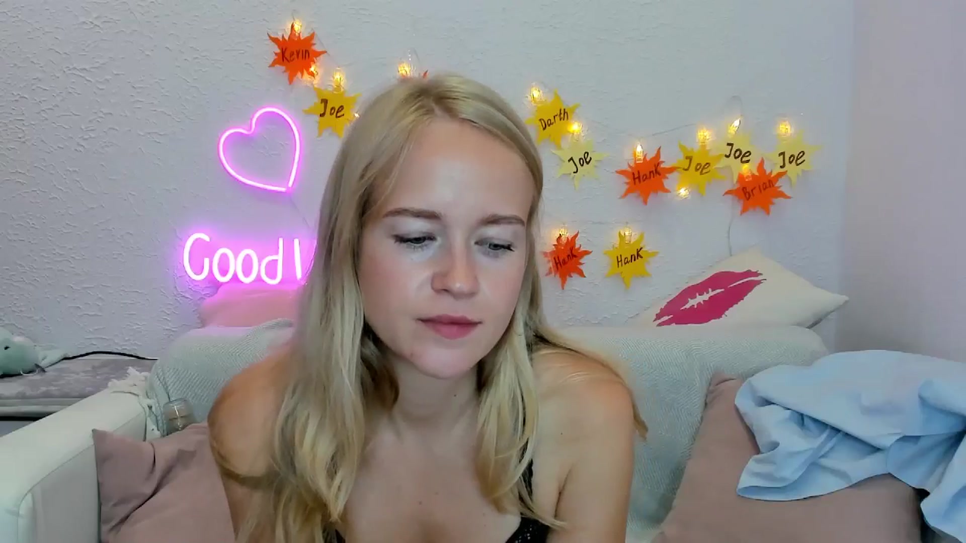 Gallery image thumbnail from Angel_Kristy's myfreecams stream on, 07/23/2024, 04:36 image 12 of 20