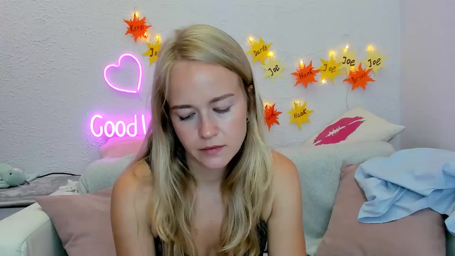 Gallery image thumbnail from Angel_Kristy's myfreecams stream on, 07/23/2024, 04:36 image 9 of 20