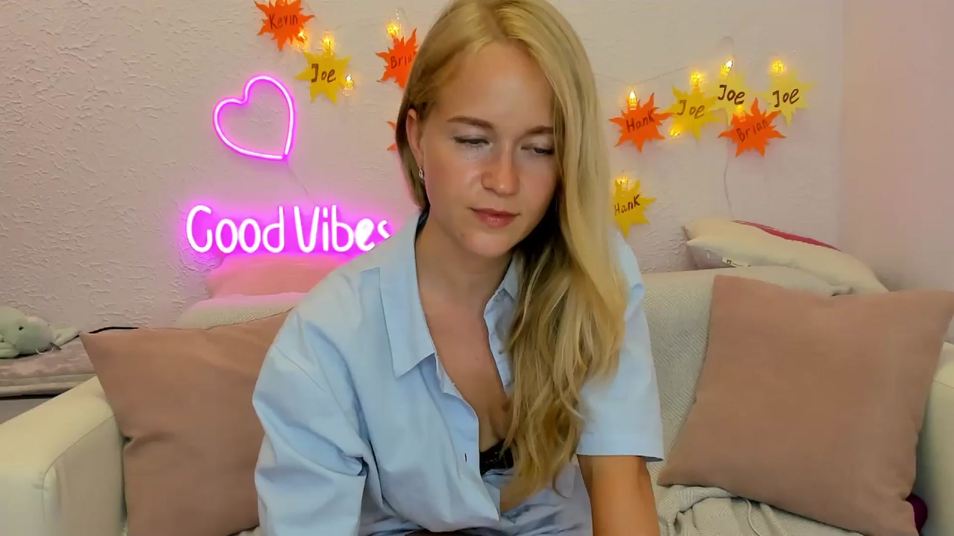 Gallery image thumbnail from Angel_Kristy's myfreecams stream on, 07/23/2024, 06:54 image 19 of 20