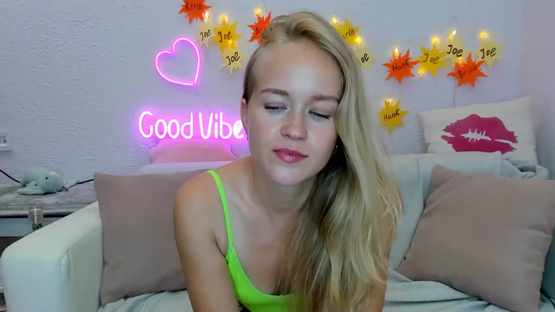 Gallery image thumbnail from Angel_Kristy's myfreecams stream on, 07/26/2024, 04:38 image 12 of 20