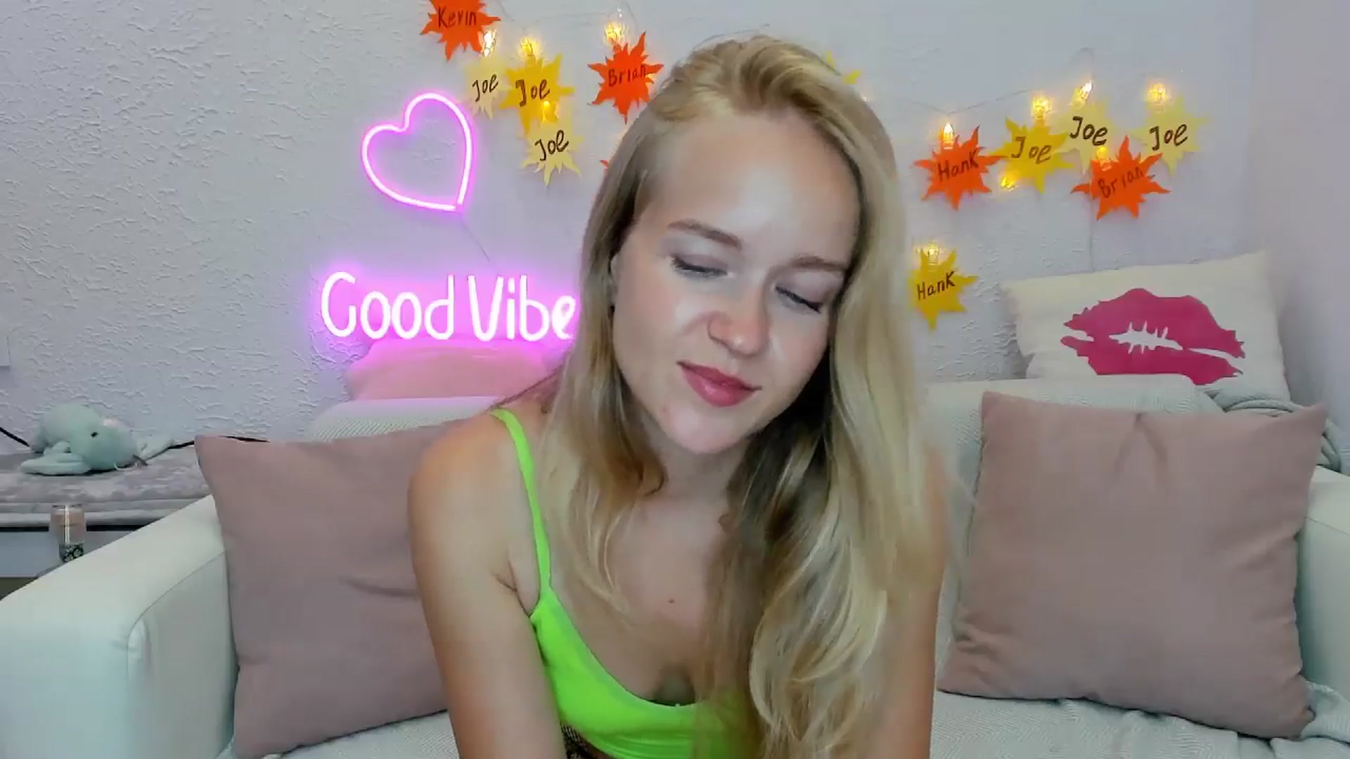 Gallery image thumbnail from Angel_Kristy's myfreecams stream on, 07/26/2024, 05:51 image 9 of 20
