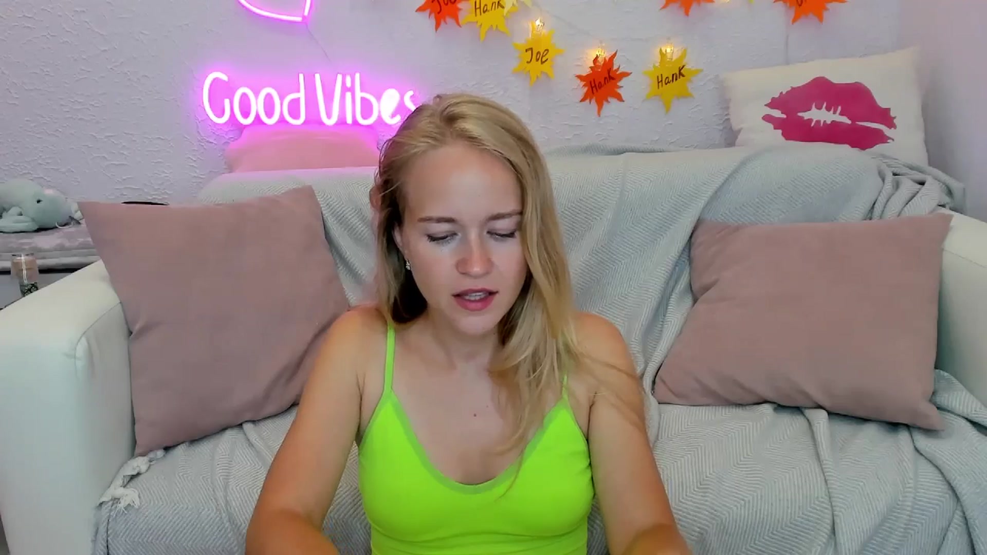 Gallery image thumbnail from Angel_Kristy's myfreecams stream on, 07/26/2024, 06:58 image 8 of 20