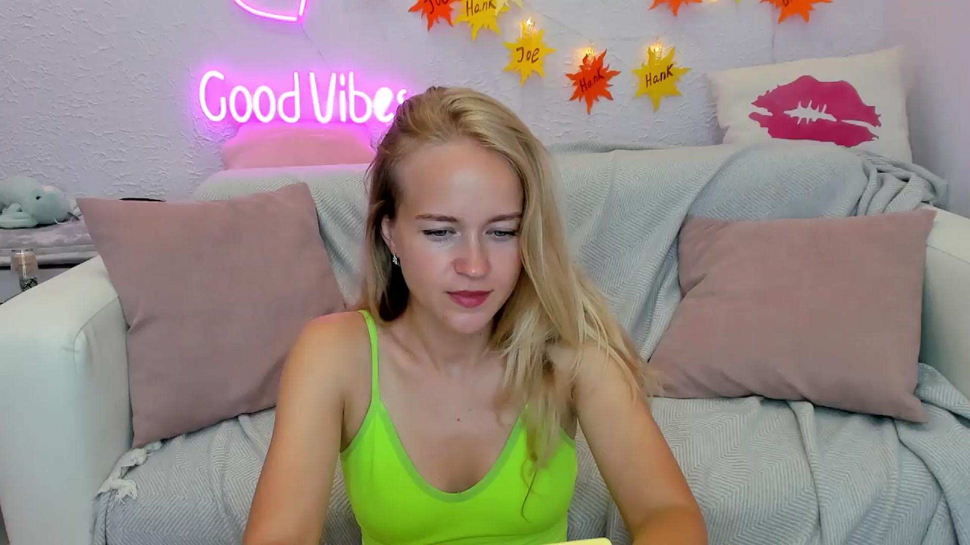 Gallery image thumbnail from Angel_Kristy's myfreecams stream on, 07/26/2024, 06:58 image 7 of 20