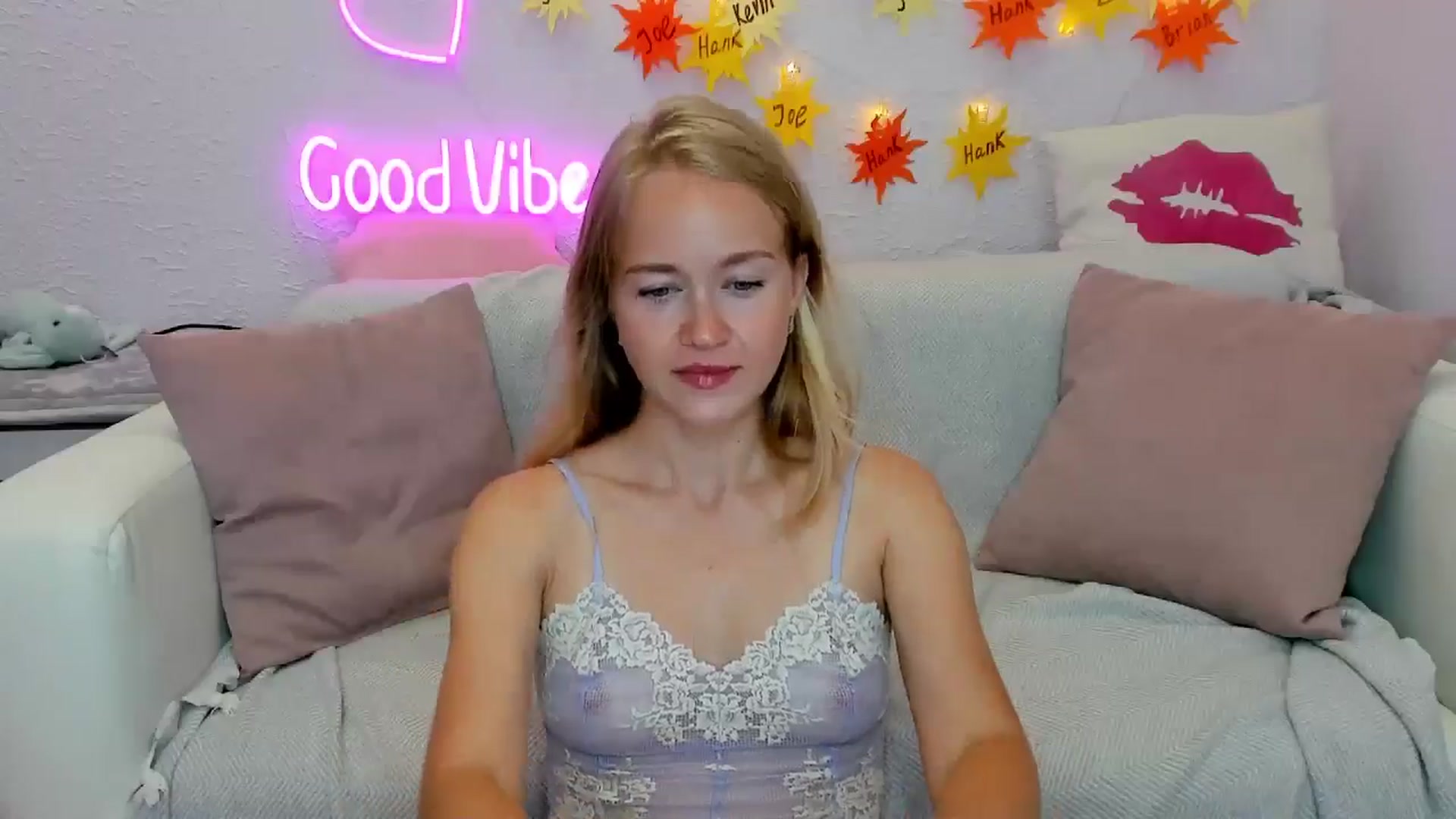 Gallery image thumbnail from Angel_Kristy's myfreecams stream on, 07/28/2024, 02:03 image 19 of 20