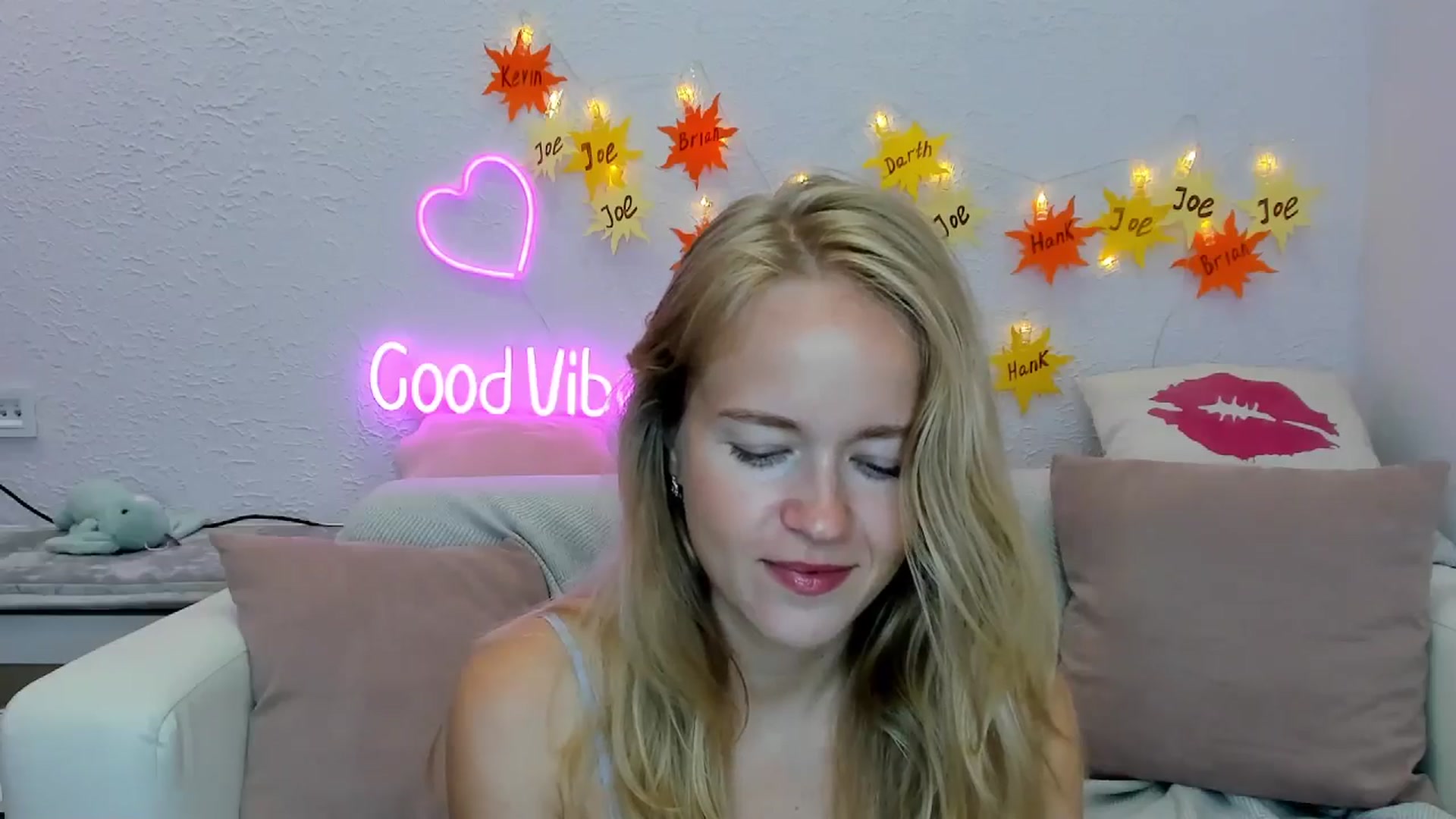 Gallery image thumbnail from Angel_Kristy's myfreecams stream on, 07/28/2024, 02:45 image 5 of 20