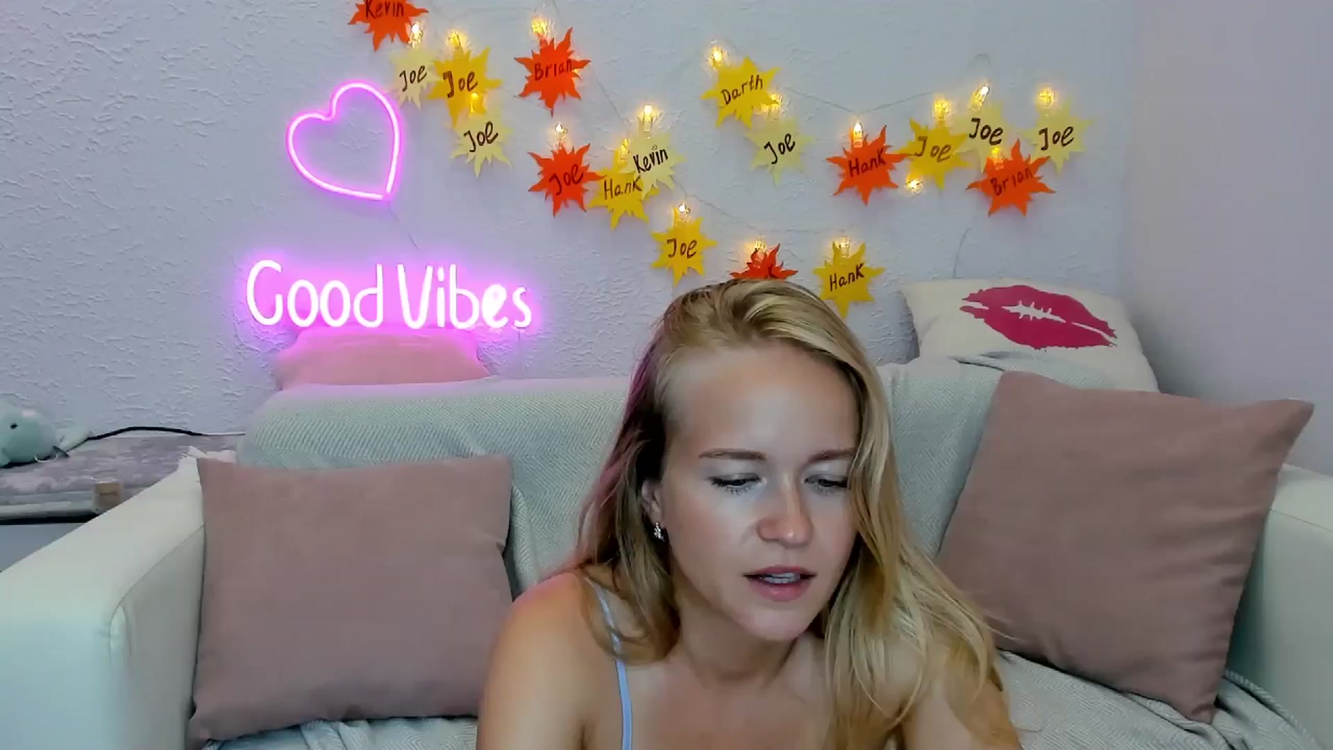 Gallery image thumbnail from Angel_Kristy's myfreecams stream on, 07/28/2024, 06:34 image 2 of 20
