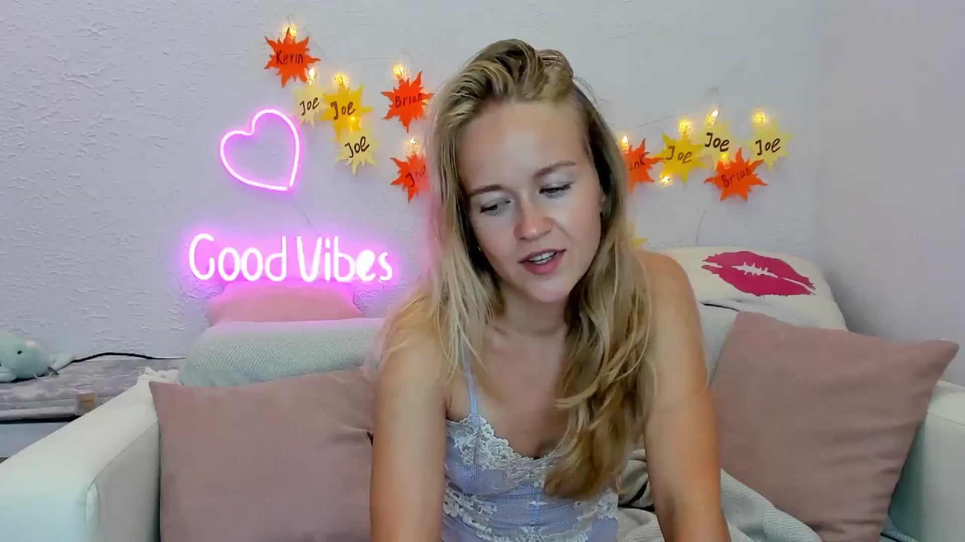 Gallery image thumbnail from Angel_Kristy's myfreecams stream on, 07/28/2024, 06:34 image 7 of 20