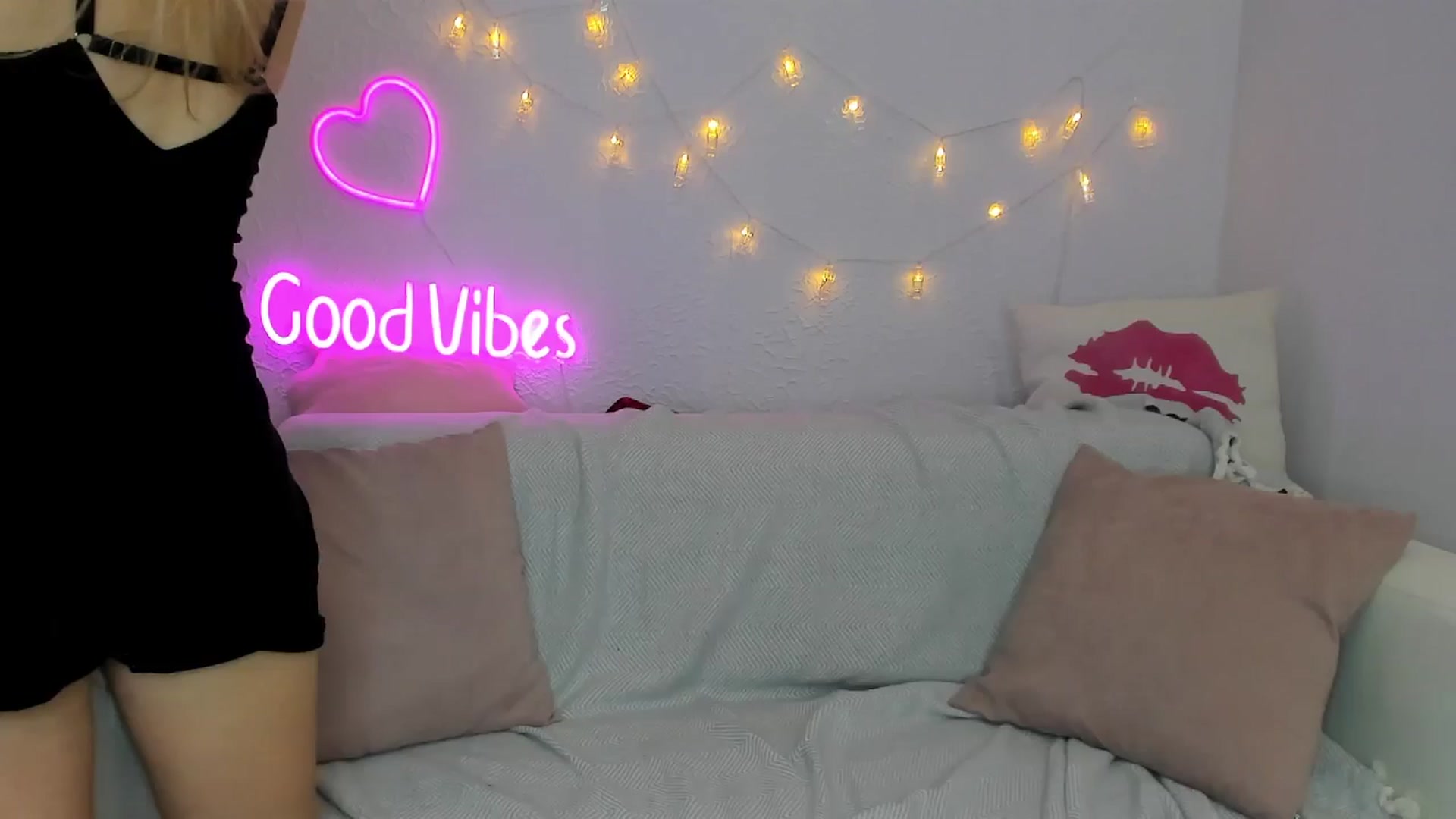 Gallery image thumbnail from Angel_Kristy's myfreecams stream on, 08/05/2024, 06:40 image 14 of 20