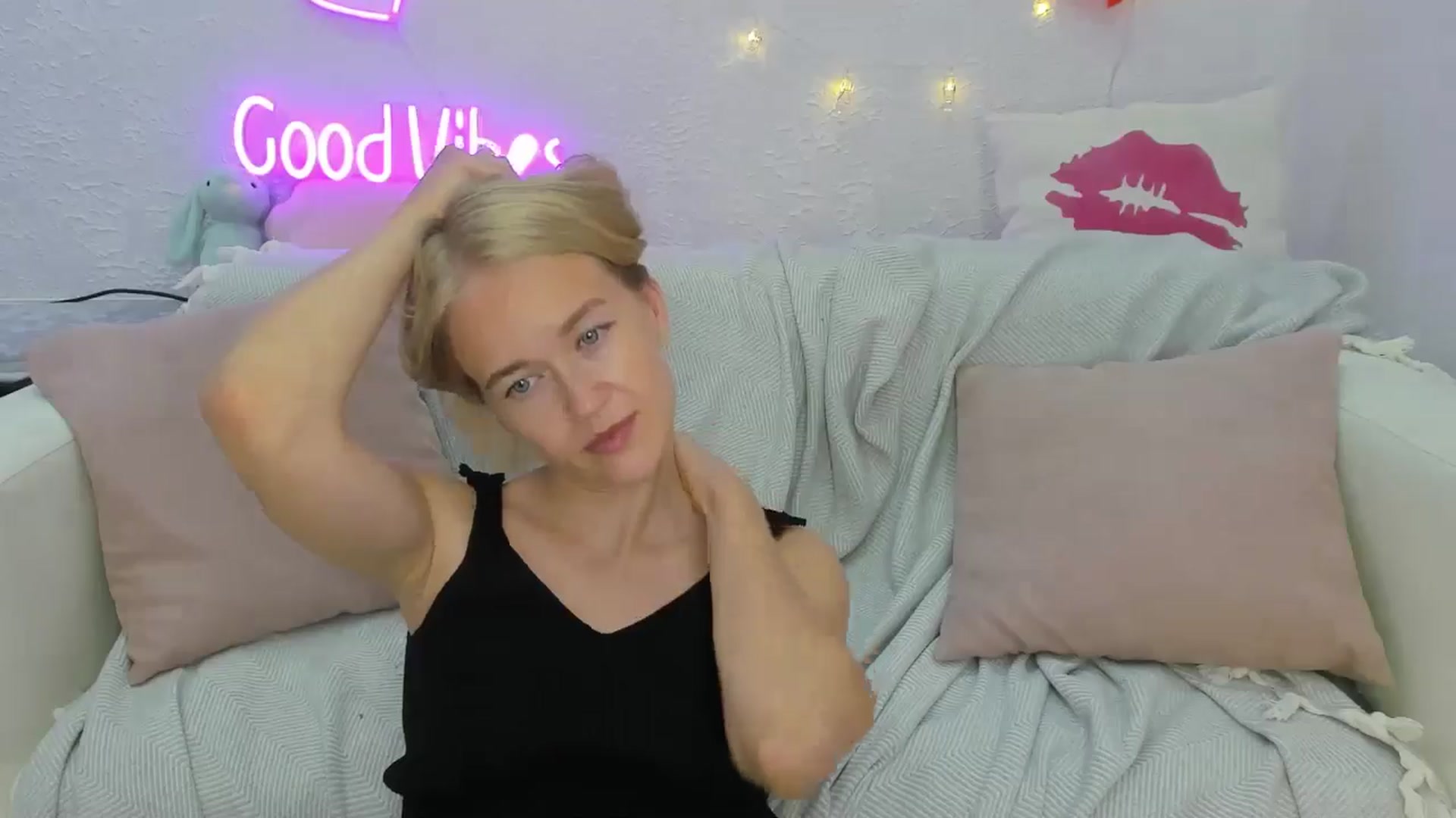 Gallery image thumbnail from Angel_Kristy's myfreecams stream on, 08/10/2024, 06:57 image 12 of 20