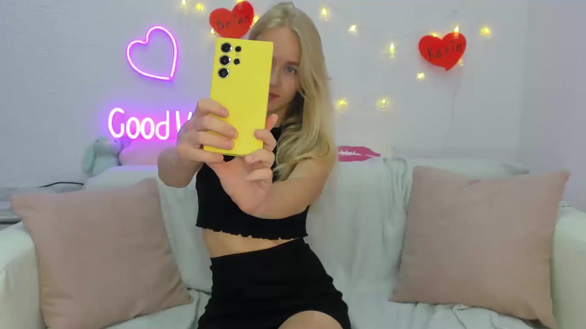 Gallery image thumbnail from Angel_Kristy's myfreecams stream on, 08/14/2024, 01:55 image 2 of 20