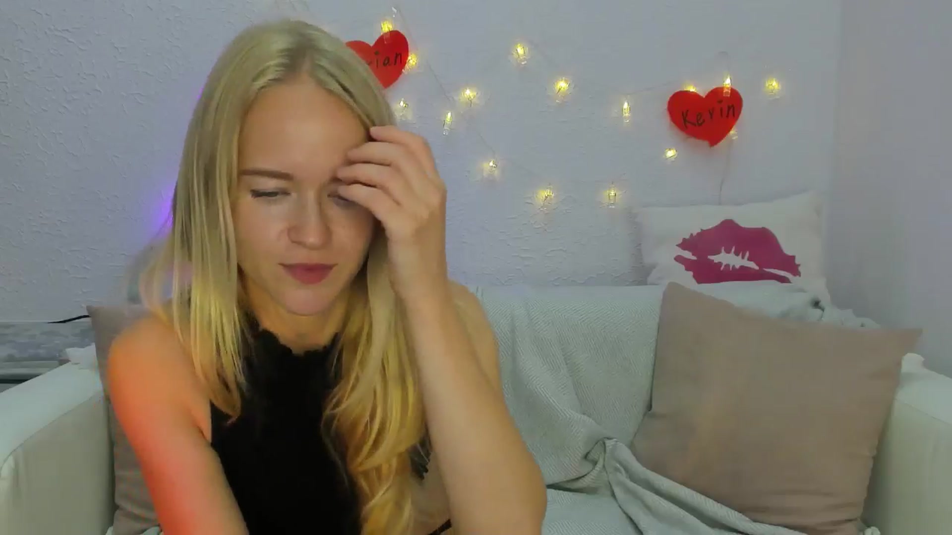 Gallery image thumbnail from Angel_Kristy's myfreecams stream on, 08/14/2024, 05:08 image 20 of 20