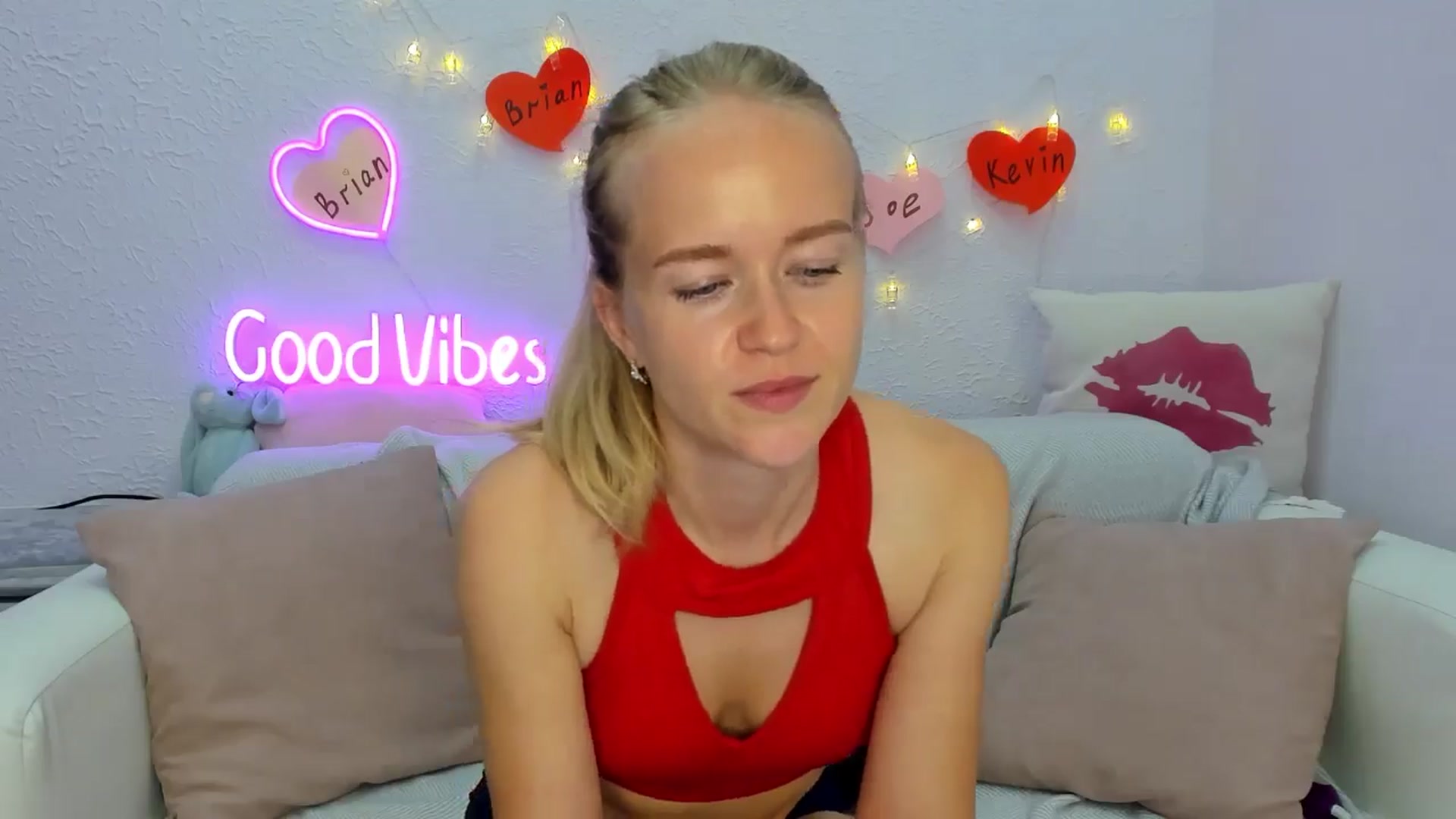 Gallery image thumbnail from Angel_Kristy's myfreecams stream on, 08/19/2024, 04:18 image 20 of 20