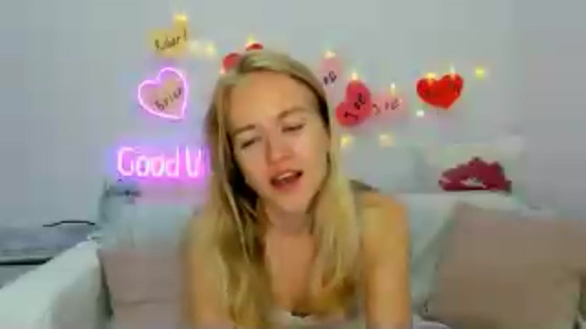 Gallery image thumbnail from Angel_Kristy's myfreecams stream on, 08/23/2024, 01:33 image 8 of 20