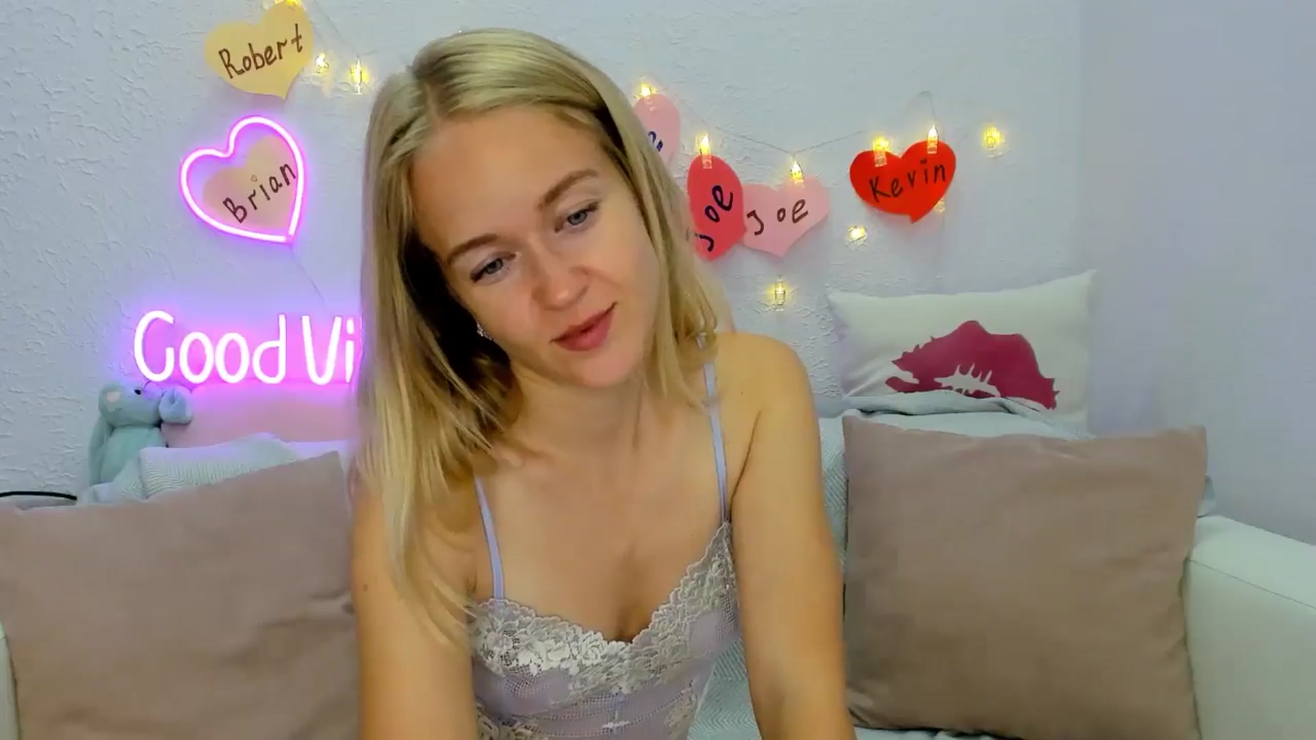 Gallery image thumbnail from Angel_Kristy's myfreecams stream on, 08/23/2024, 04:08 image 10 of 20