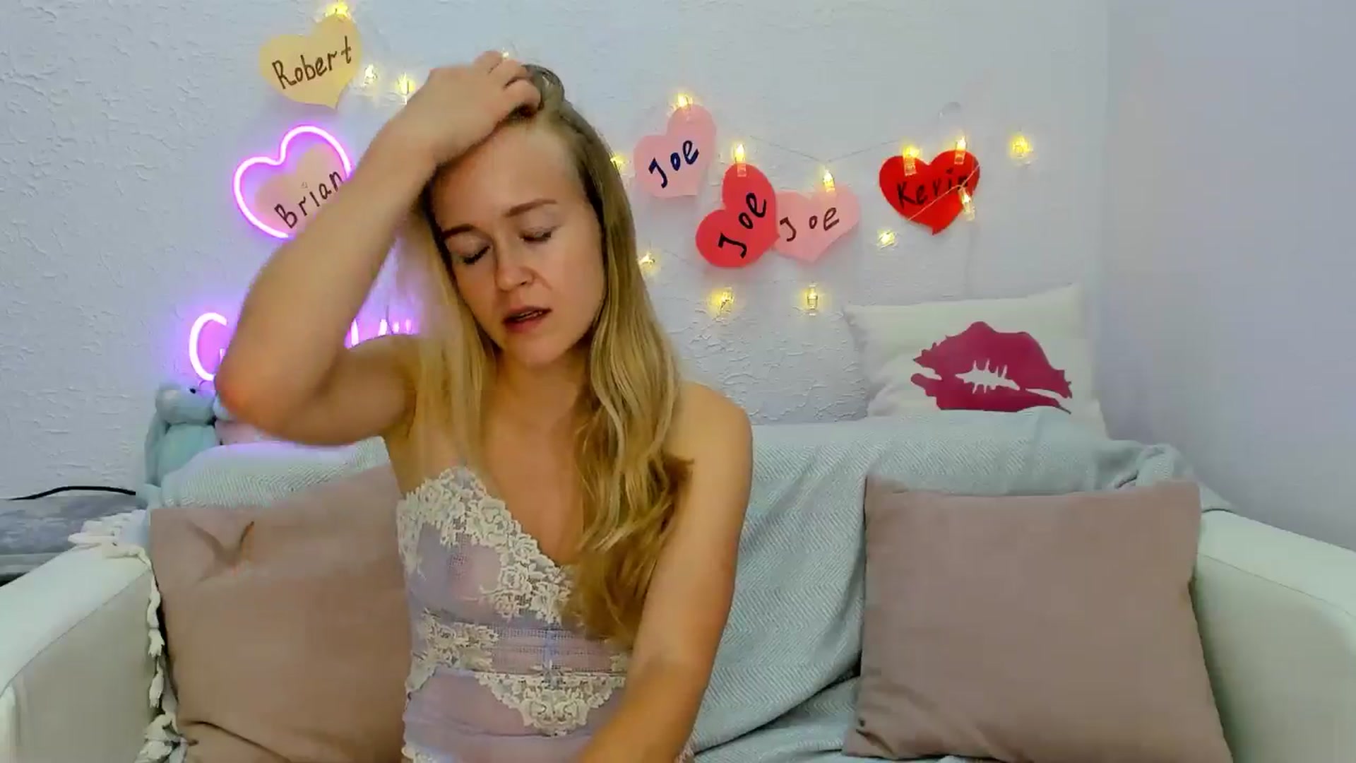 Gallery image thumbnail from Angel_Kristy's myfreecams stream on, 08/23/2024, 06:24 image 19 of 20