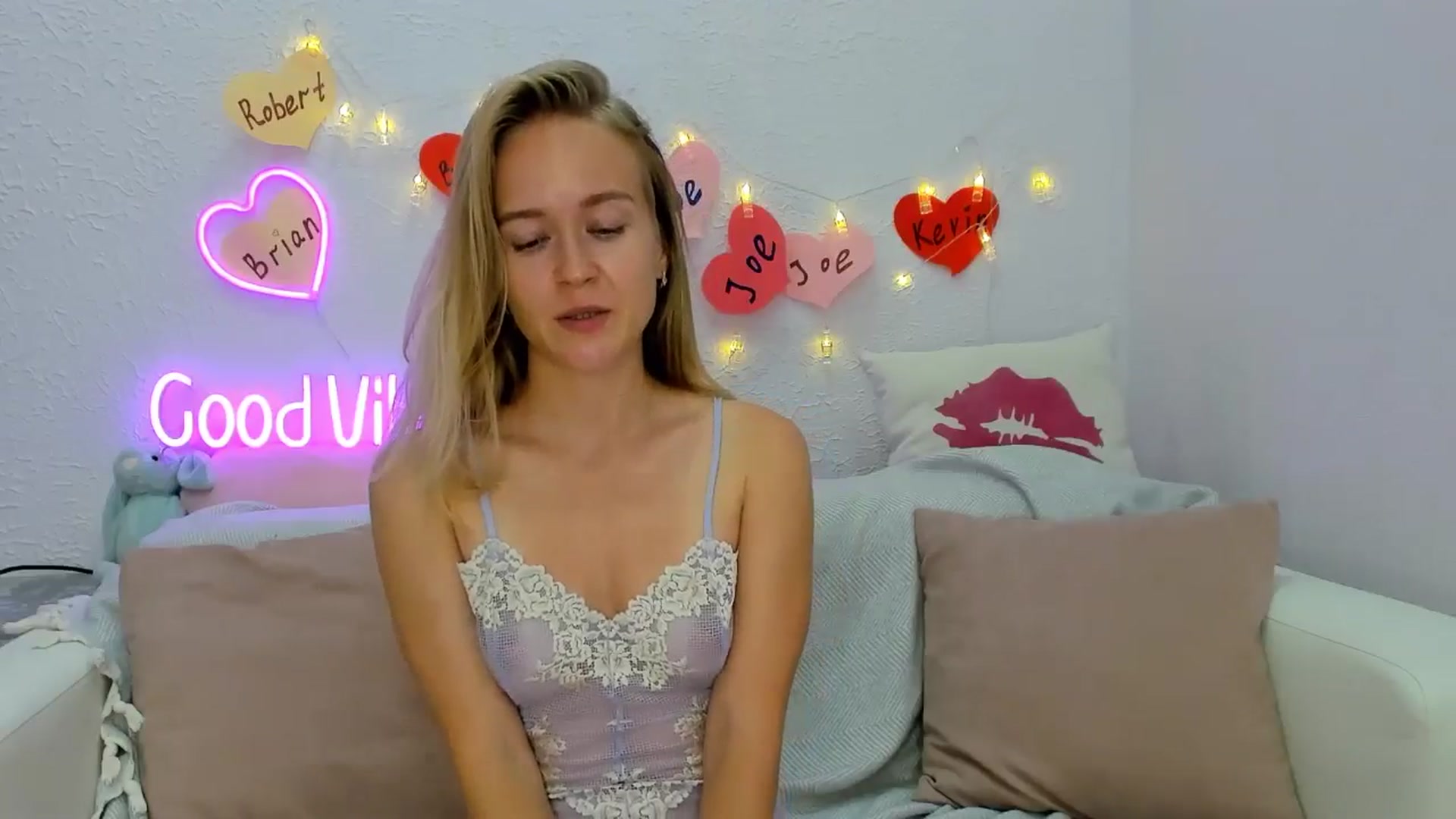 Gallery image thumbnail from Angel_Kristy's myfreecams stream on, 08/23/2024, 06:24 image 2 of 20