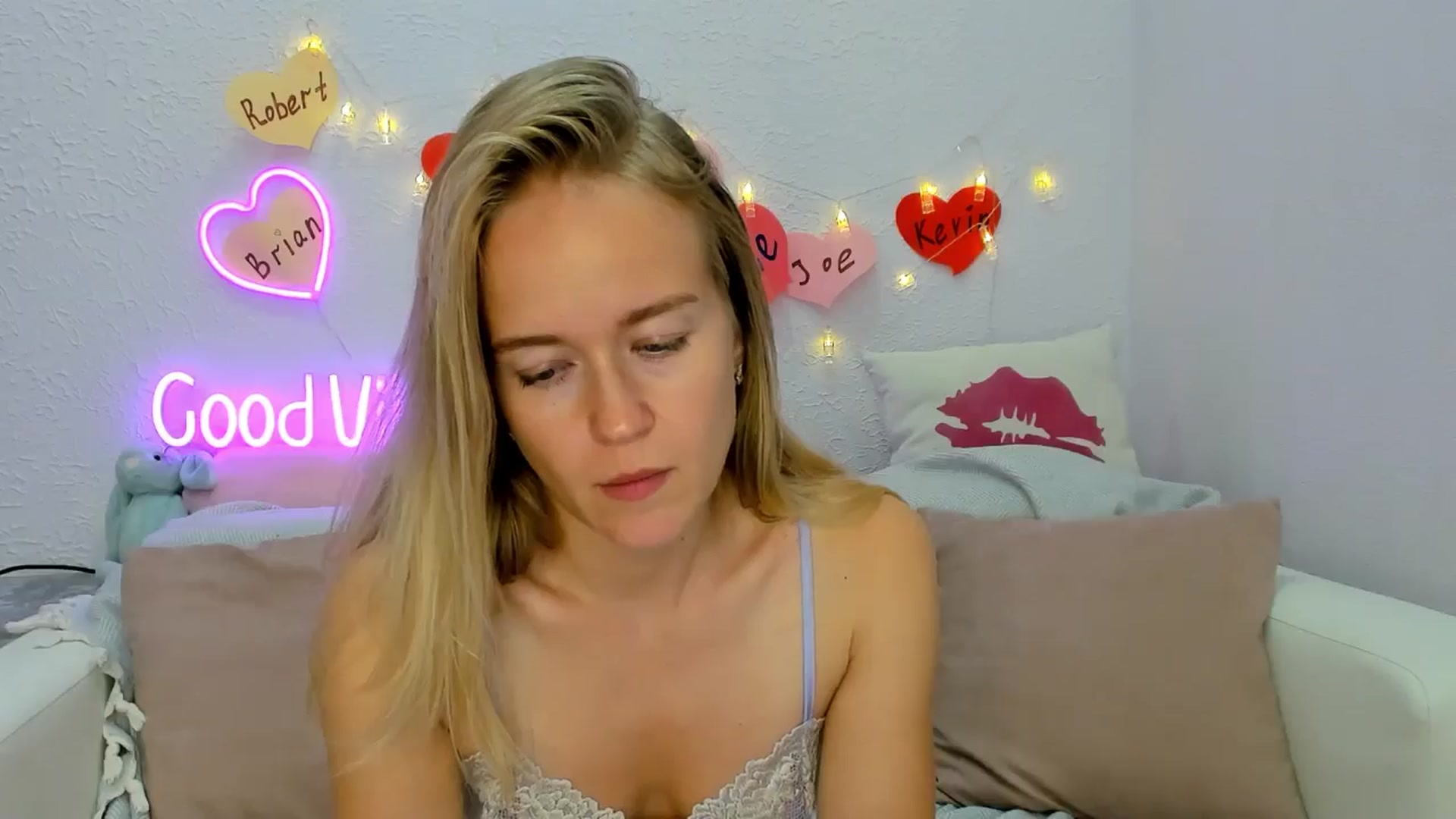 Gallery image thumbnail from Angel_Kristy's myfreecams stream on, 08/23/2024, 06:24 image 3 of 20