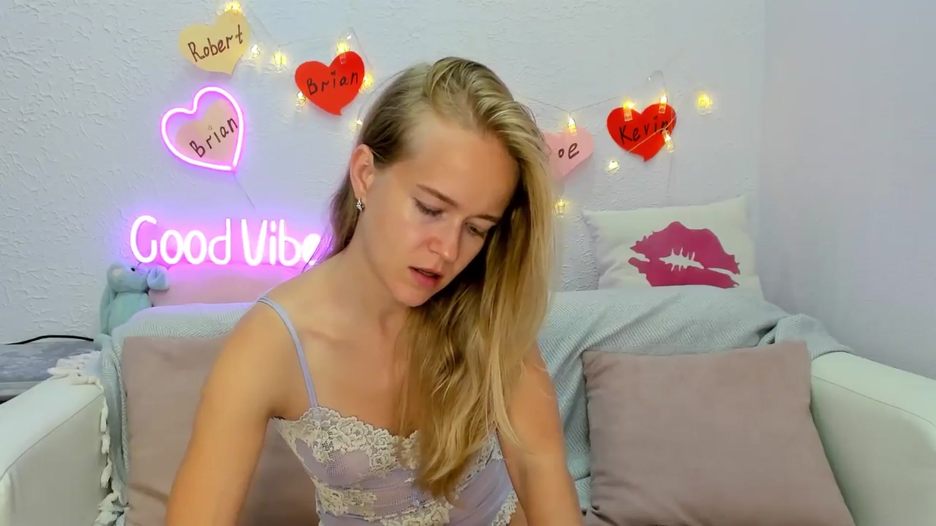 Gallery image thumbnail from Angel_Kristy's myfreecams stream on, 08/23/2024, 06:24 image 20 of 20