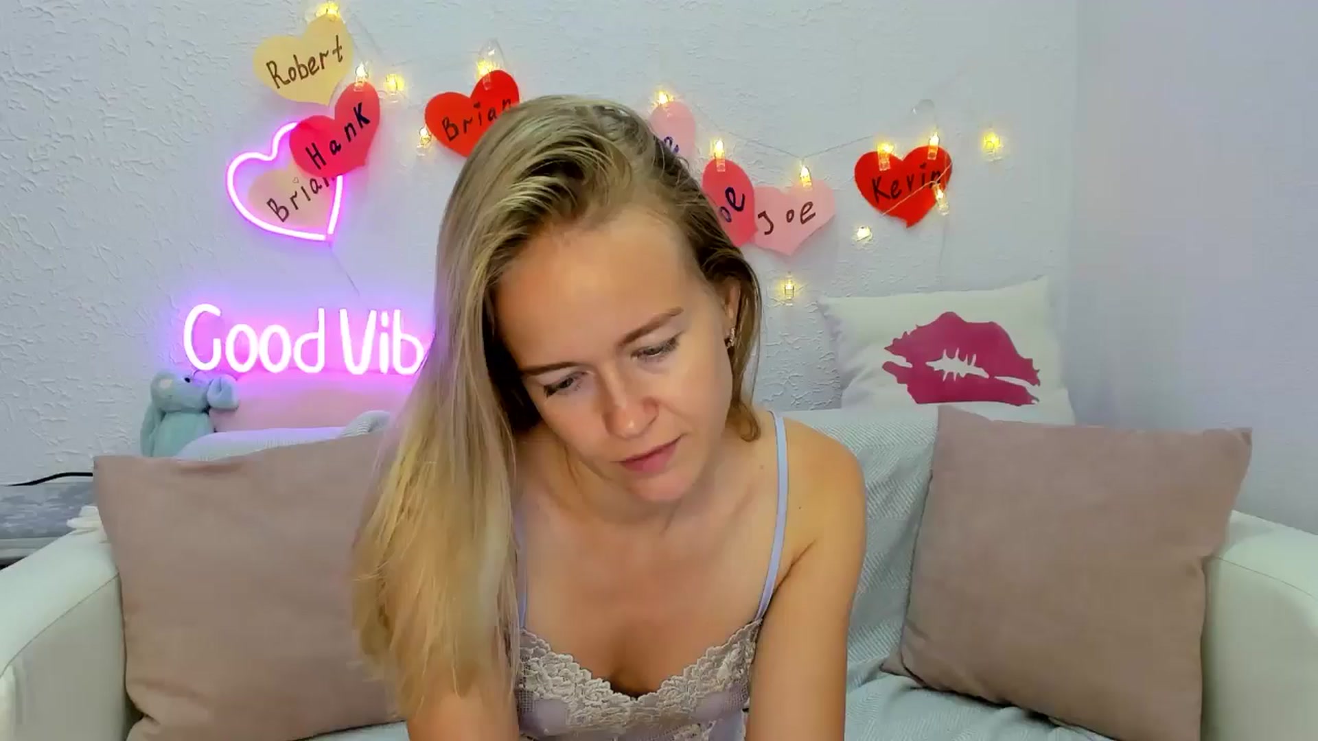 Gallery image thumbnail from Angel_Kristy's myfreecams stream on, 08/23/2024, 06:48 image 12 of 20
