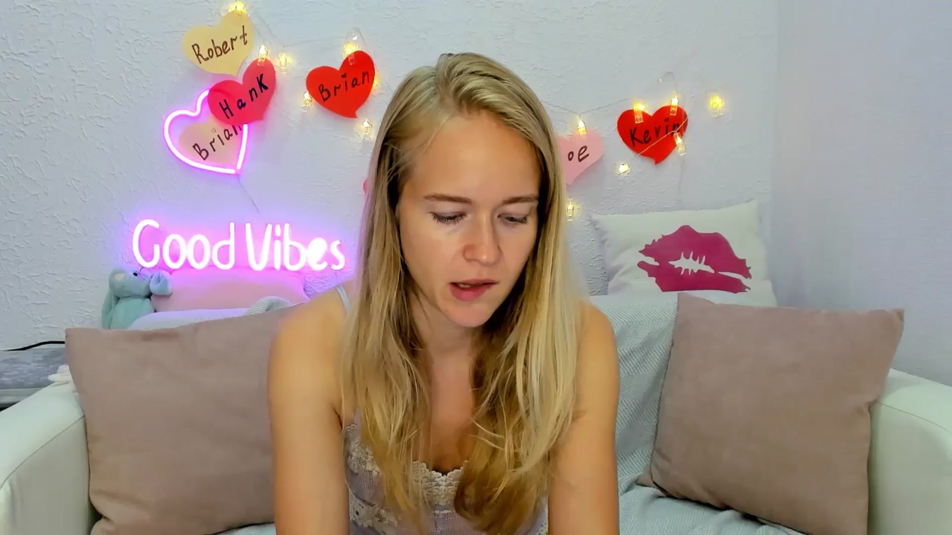 Gallery image thumbnail from Angel_Kristy's myfreecams stream on, 08/23/2024, 06:48 image 6 of 20
