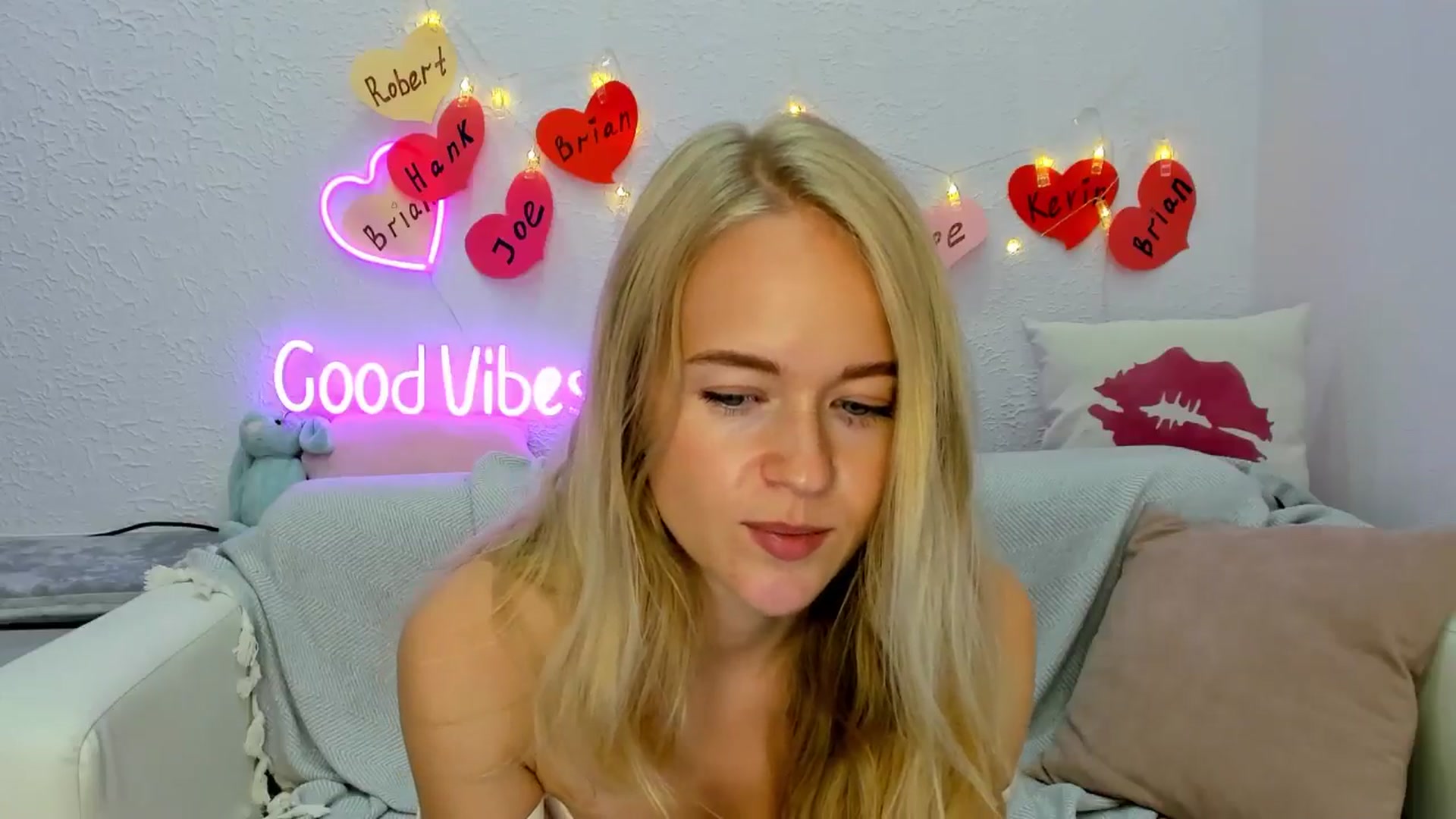 Gallery image thumbnail from Angel_Kristy's myfreecams stream on, 08/24/2024, 05:15 image 20 of 20