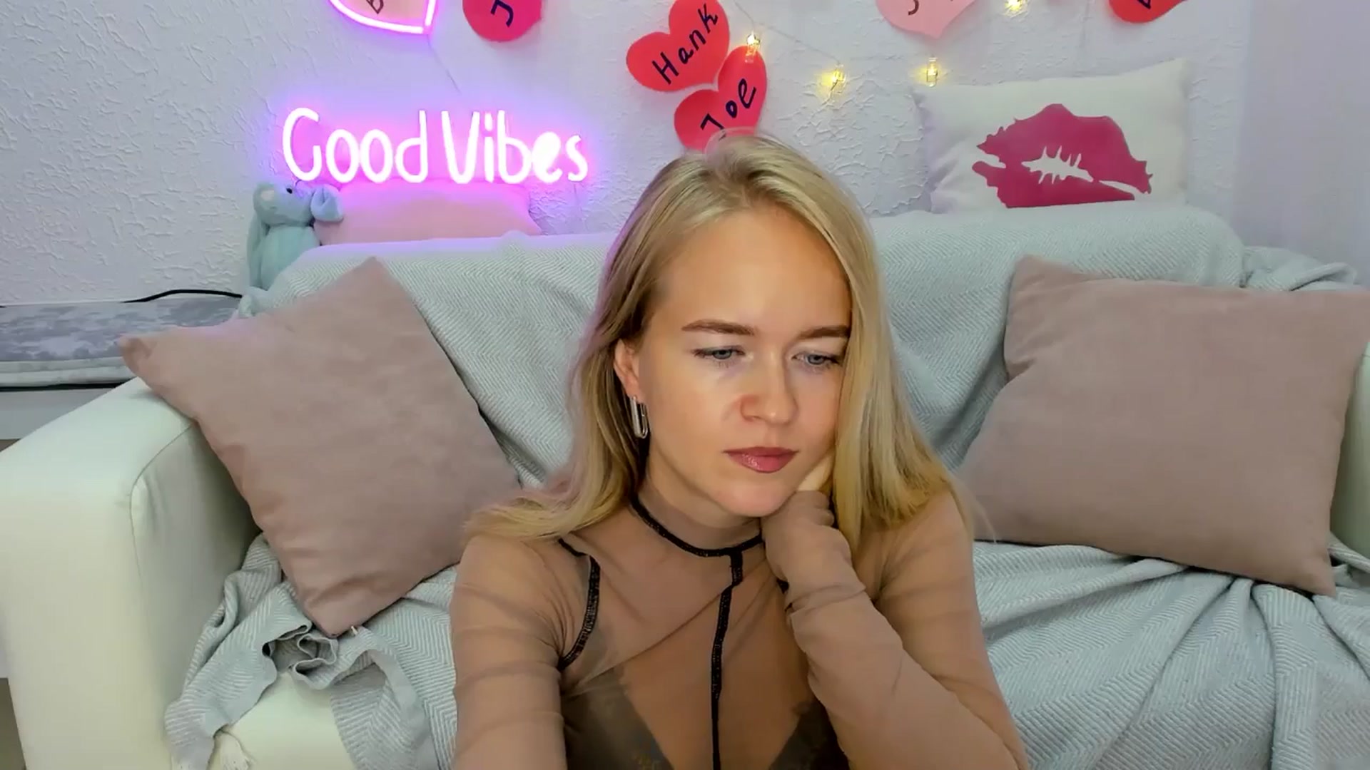 Gallery image thumbnail from Angel_Kristy's myfreecams stream on, 08/29/2024, 05:06 image 9 of 20