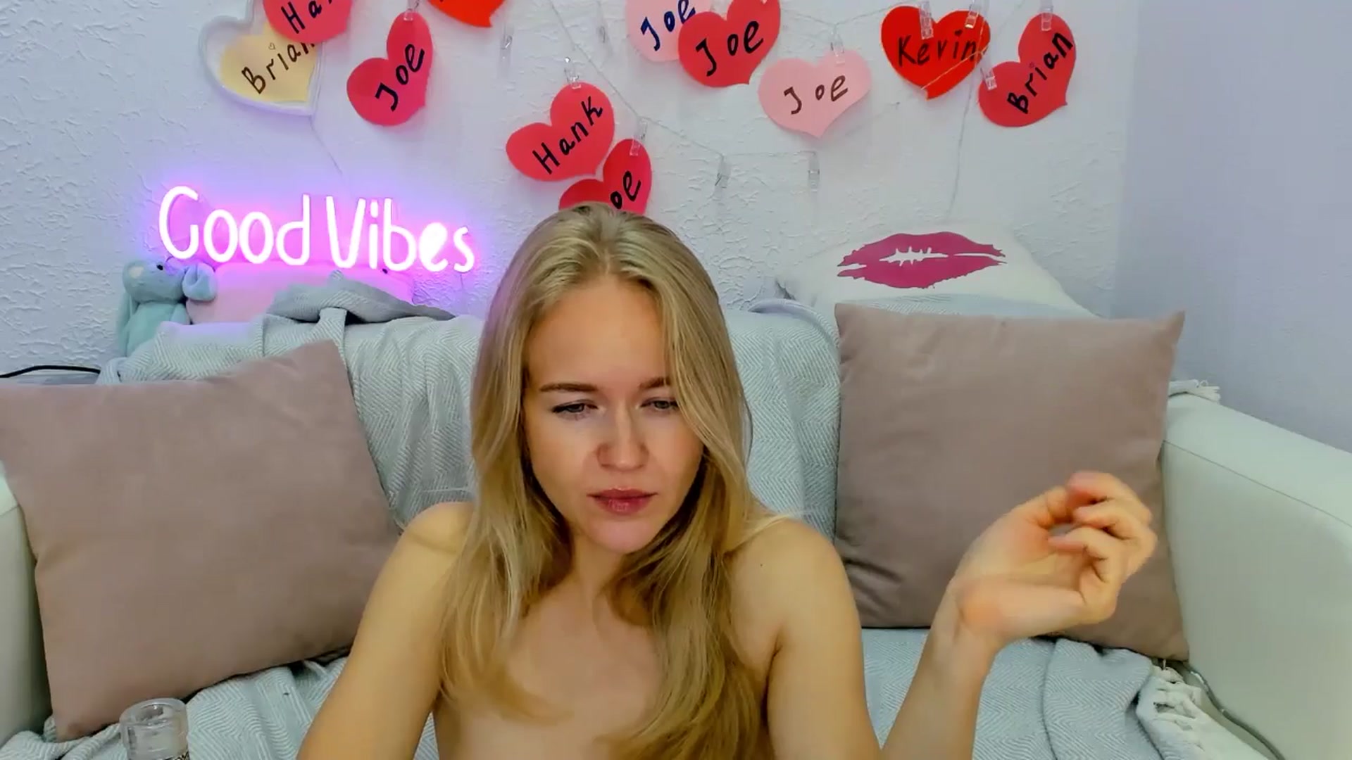 Gallery image thumbnail from Angel_Kristy's myfreecams stream on, 09/02/2024, 03:59 image 14 of 20