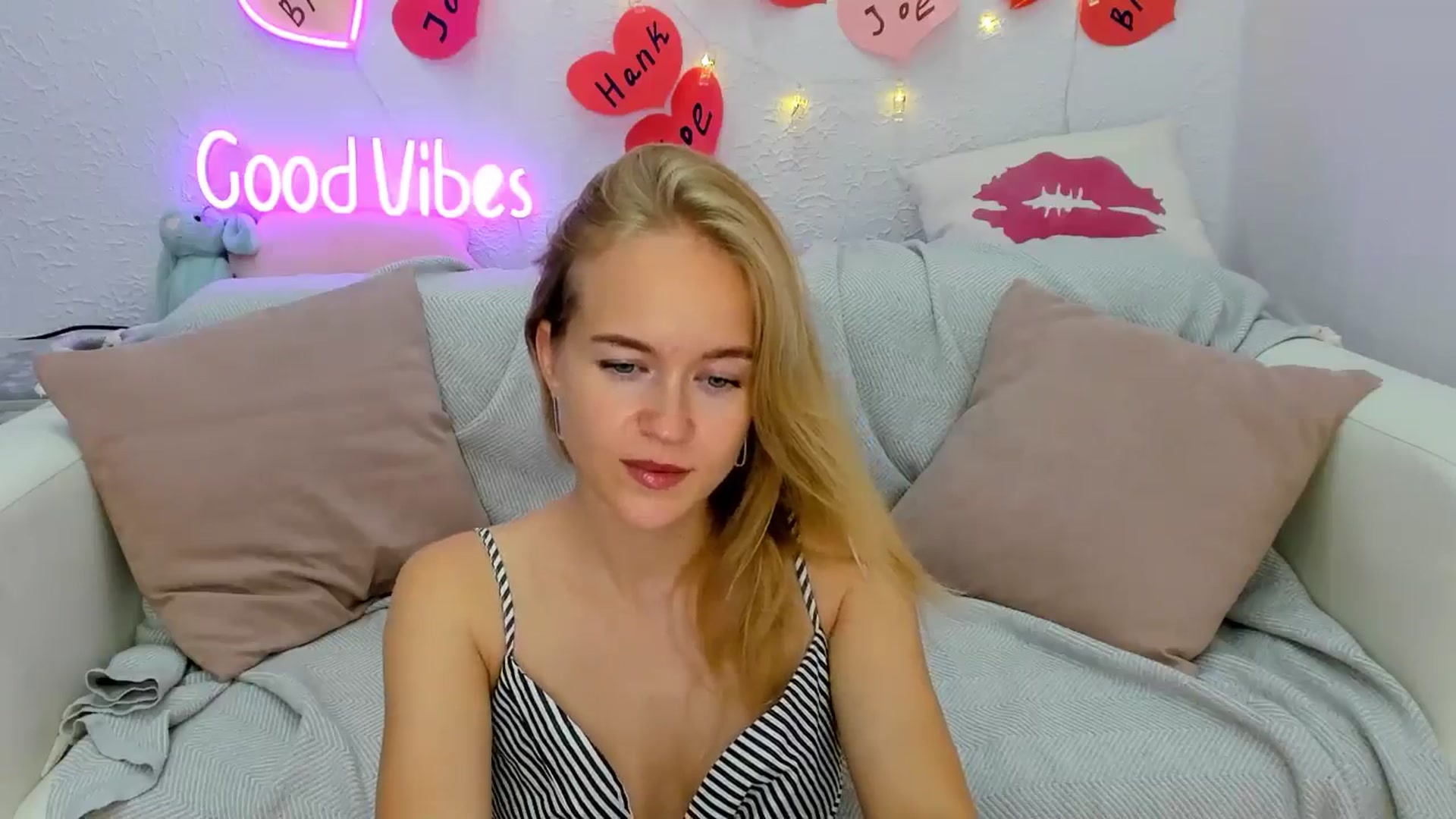 Gallery image thumbnail from Angel_Kristy's myfreecams stream on, 09/03/2024, 05:56 image 18 of 20