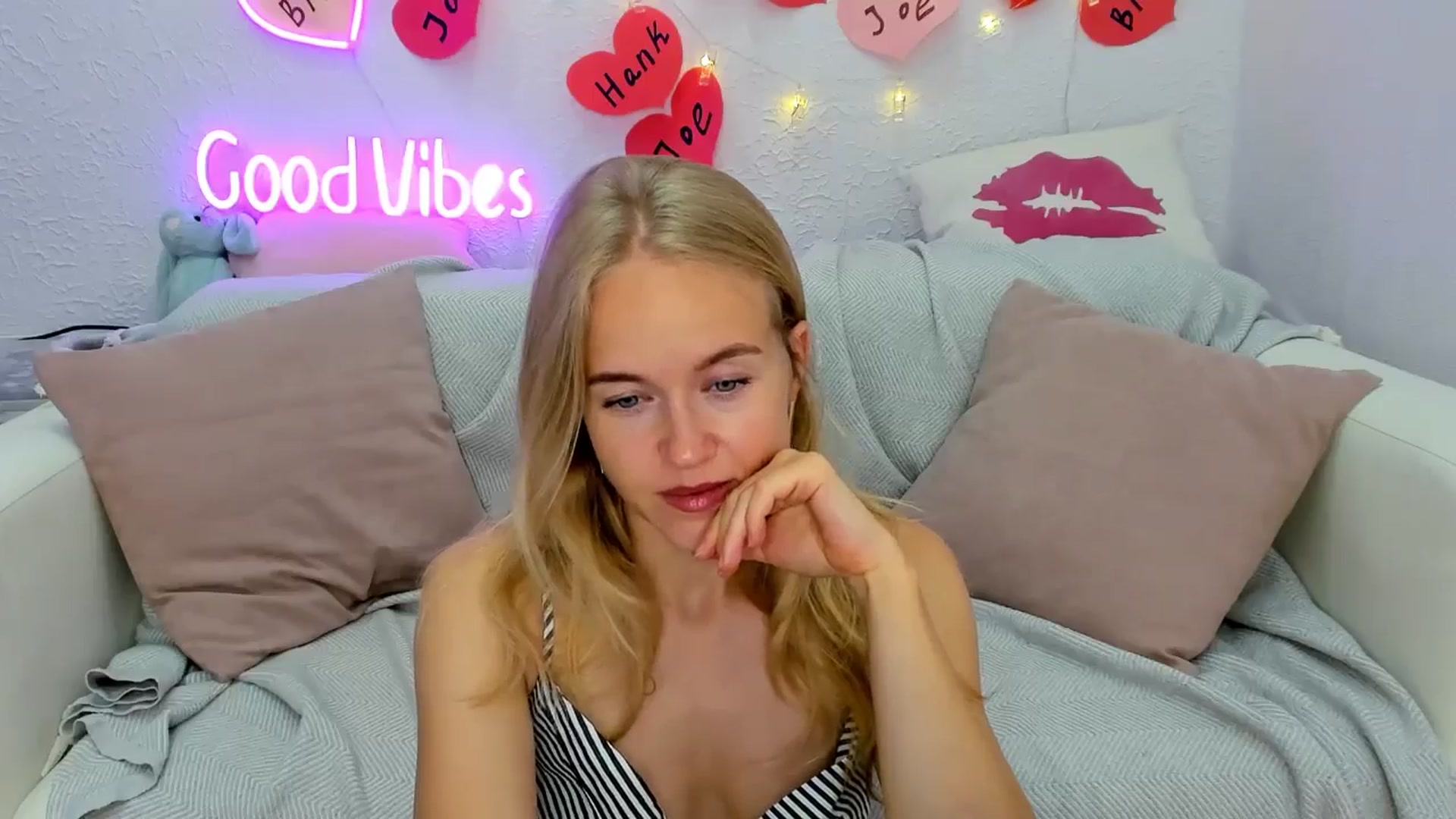 Gallery image thumbnail from Angel_Kristy's myfreecams stream on, 09/03/2024, 05:56 image 19 of 20
